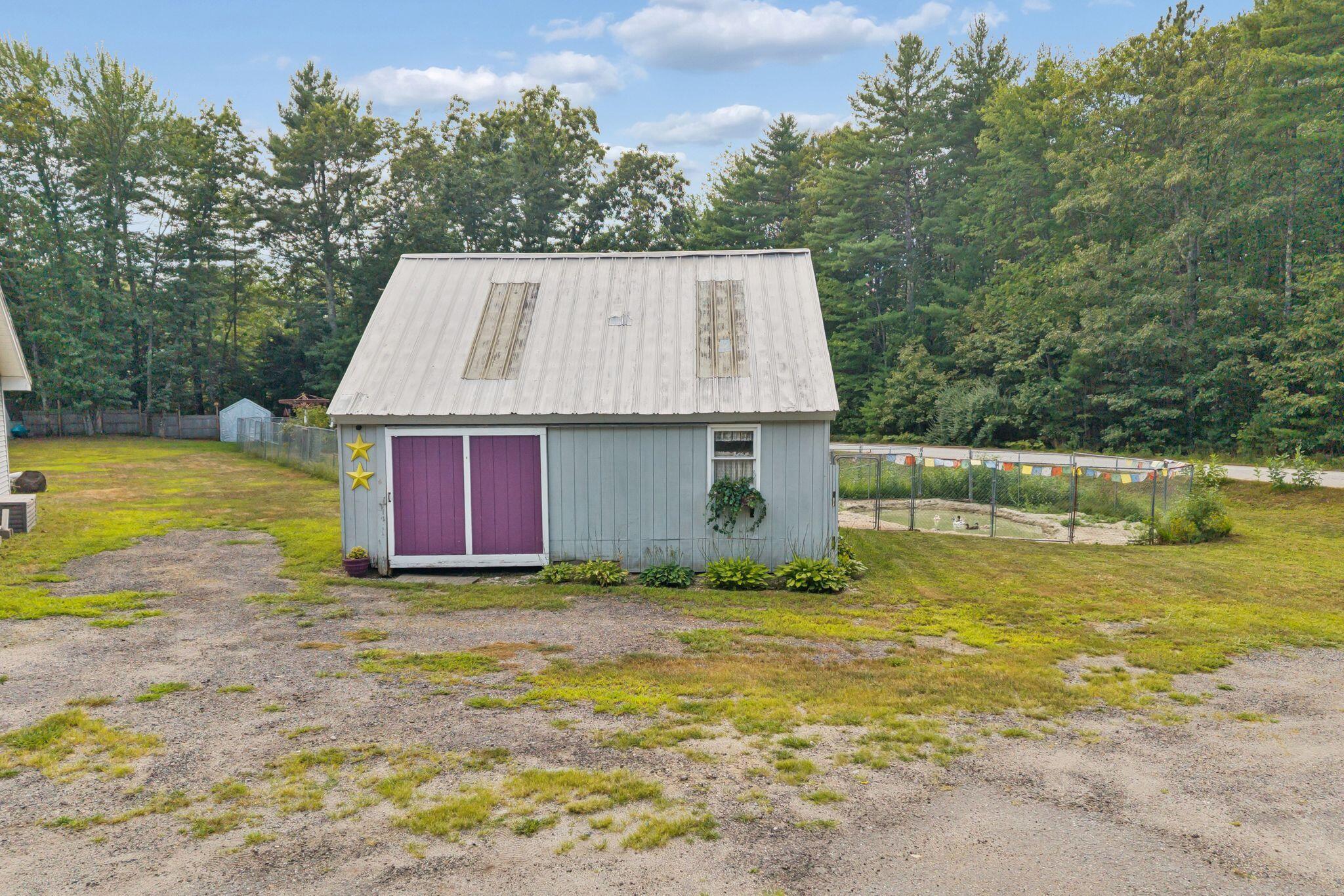 main property photo 40