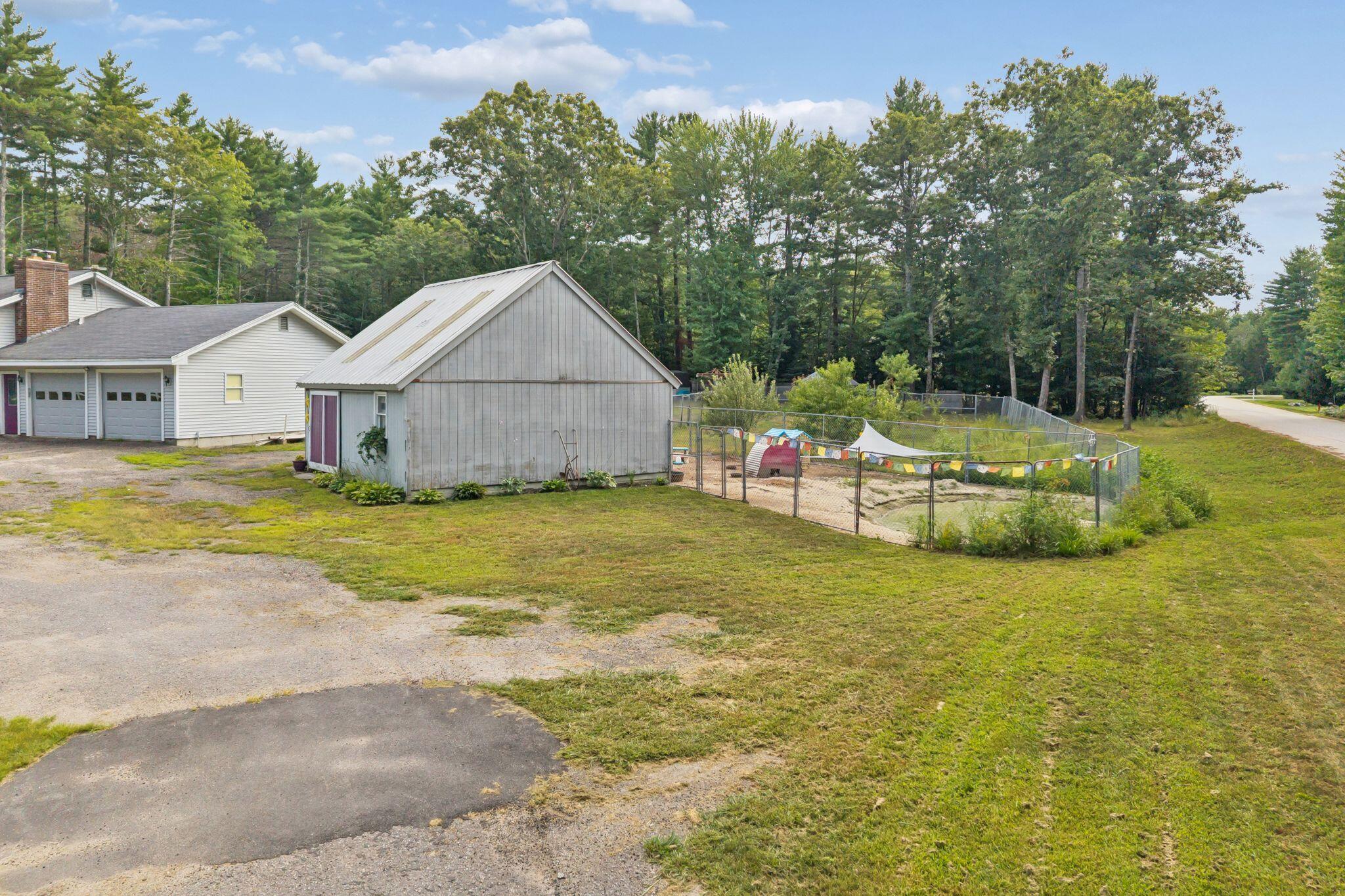 main property photo 41