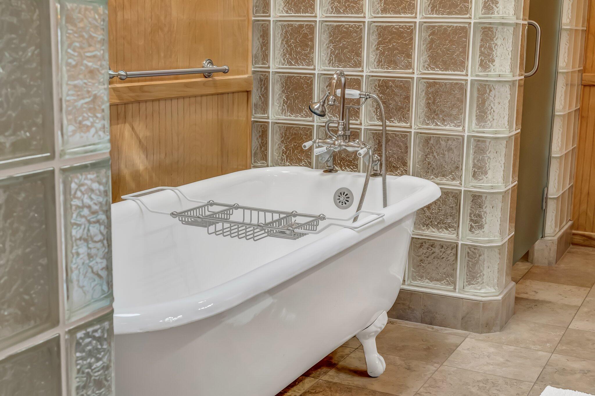 main property photo 84