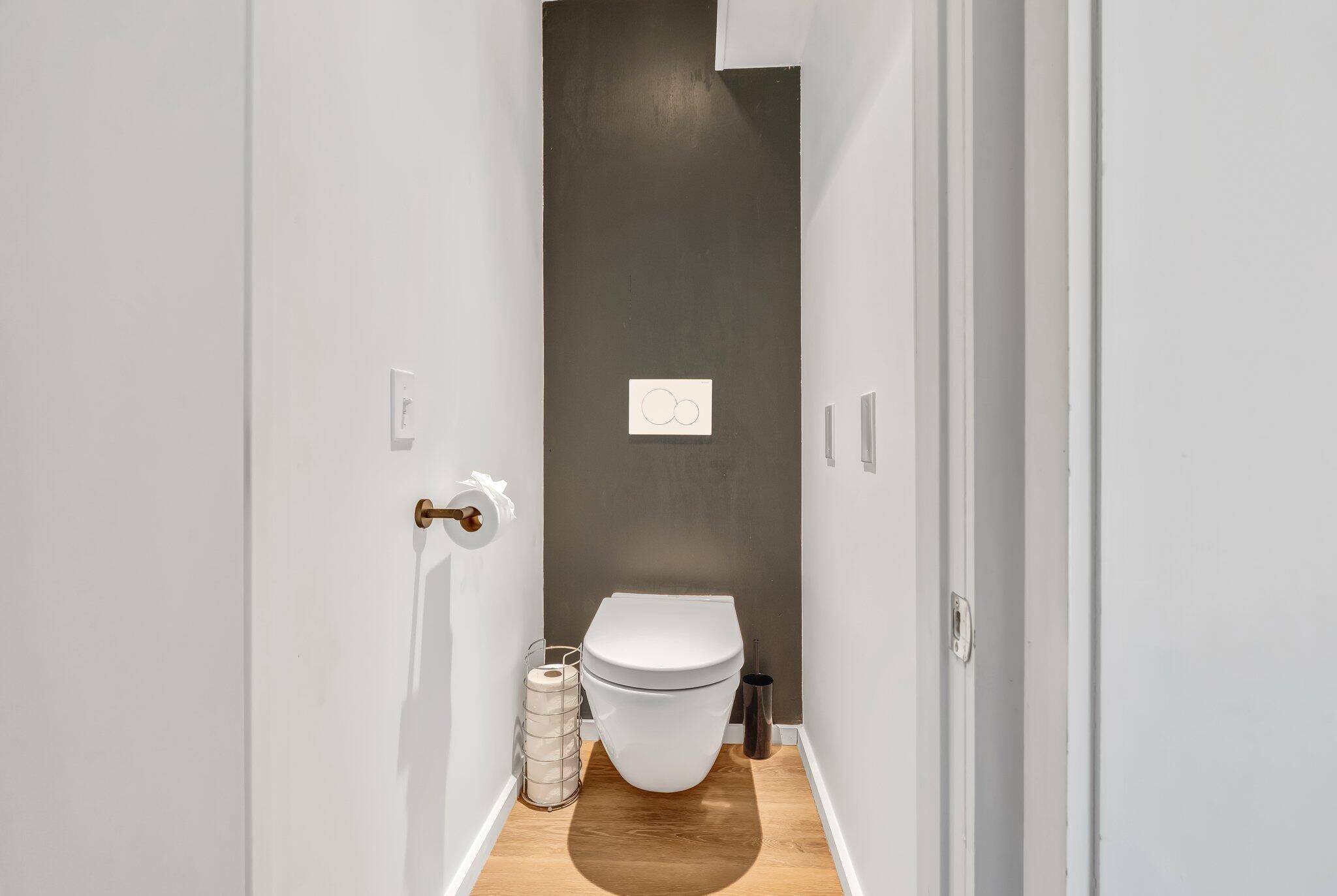 main property photo 92