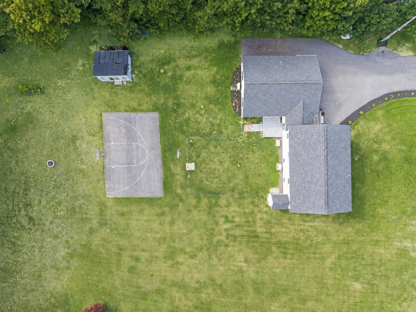 main property photo 41