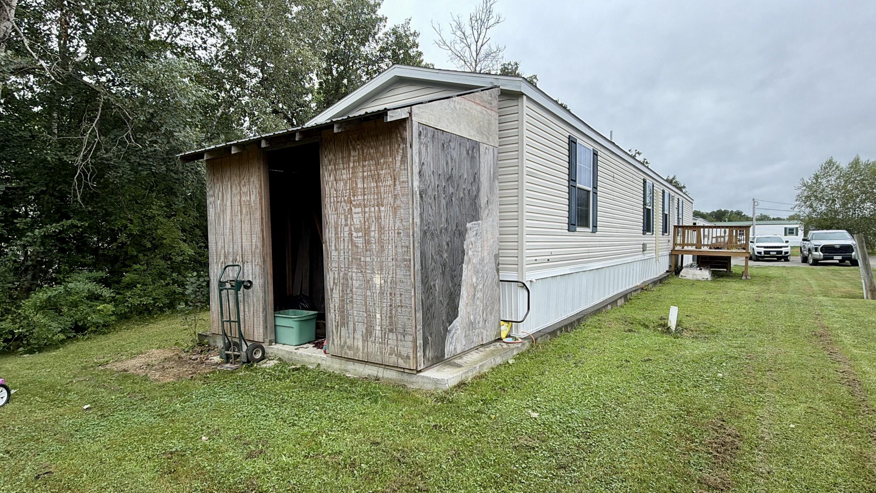 main property photo 16