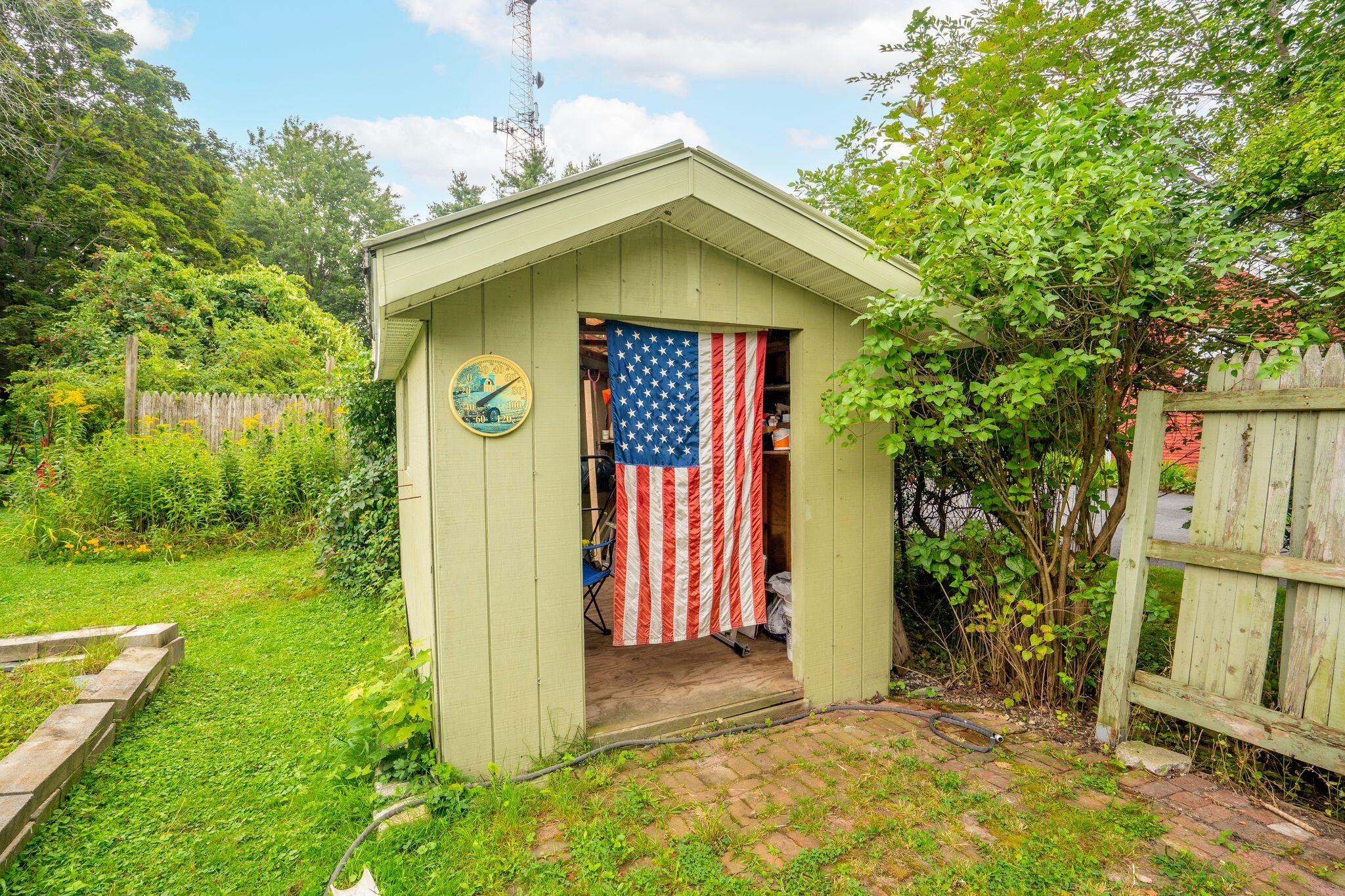 main property photo 45