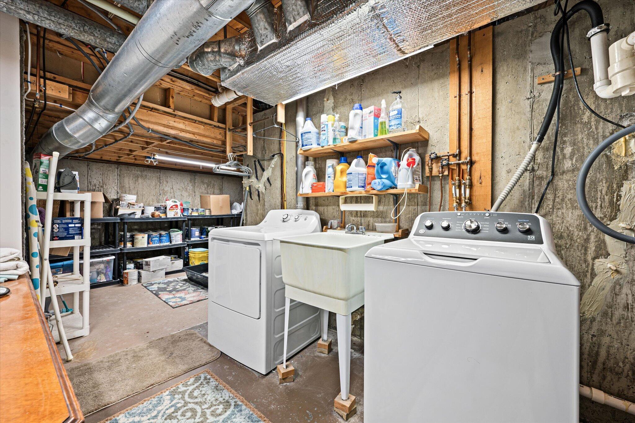 main property photo 44