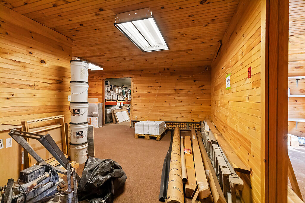 main property photo 54