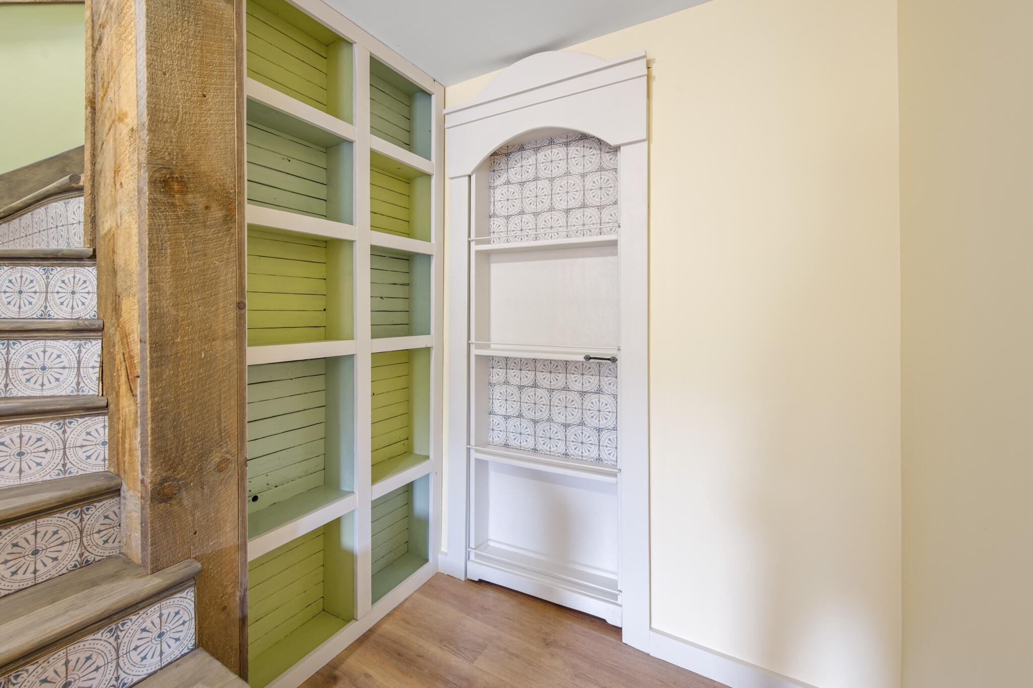 main property photo 16
