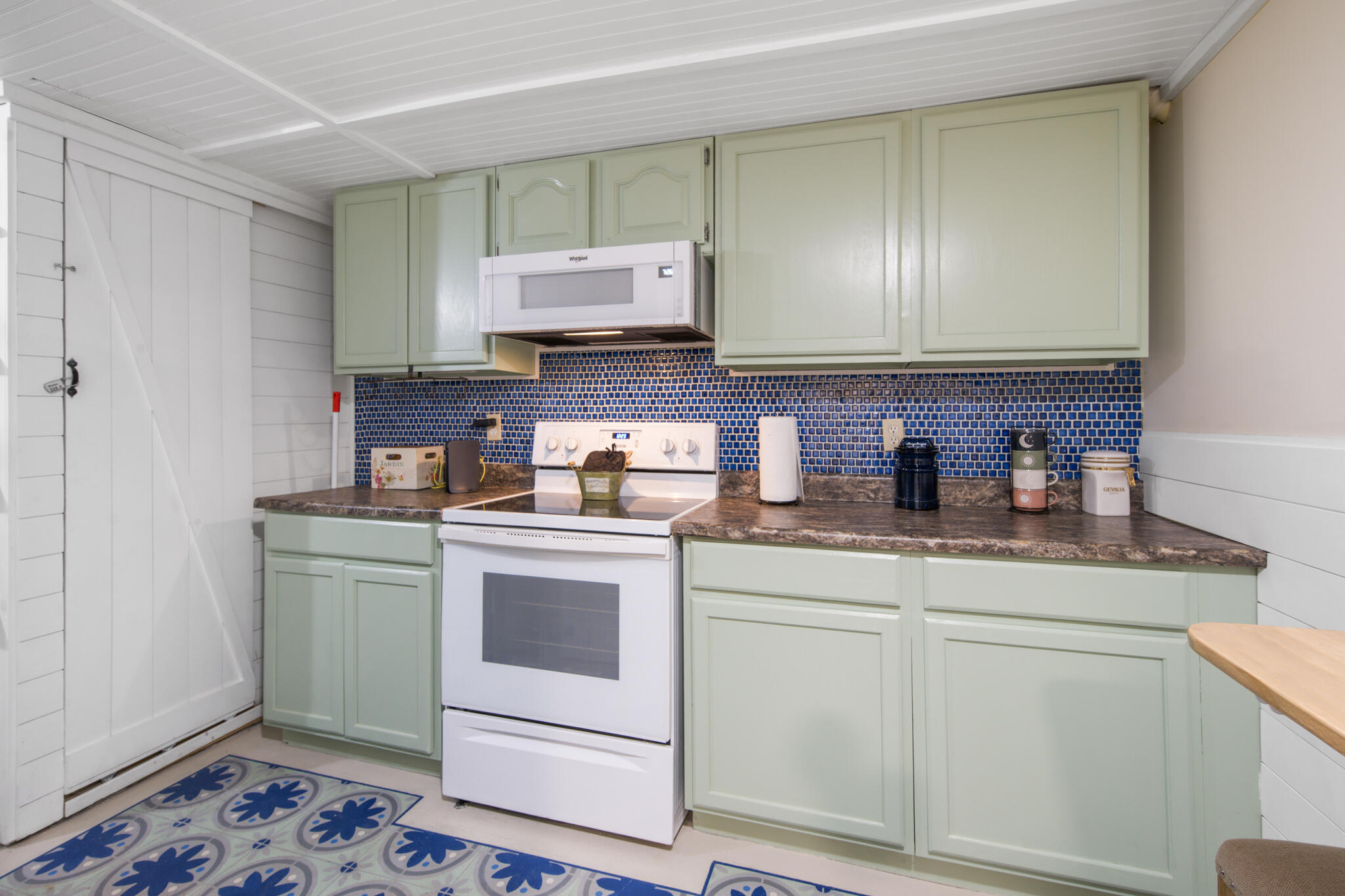 main property photo 54