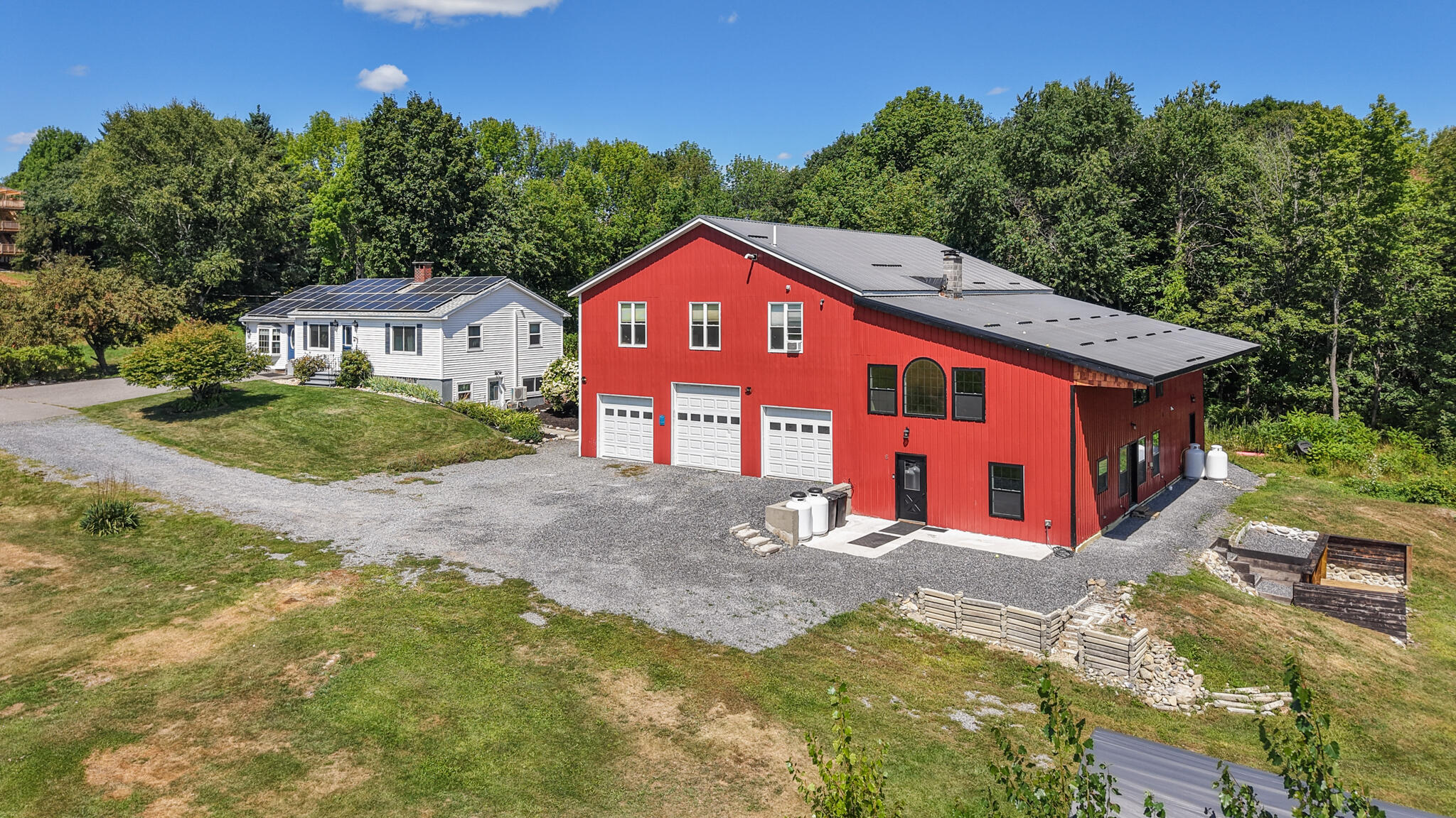 main property photo 89