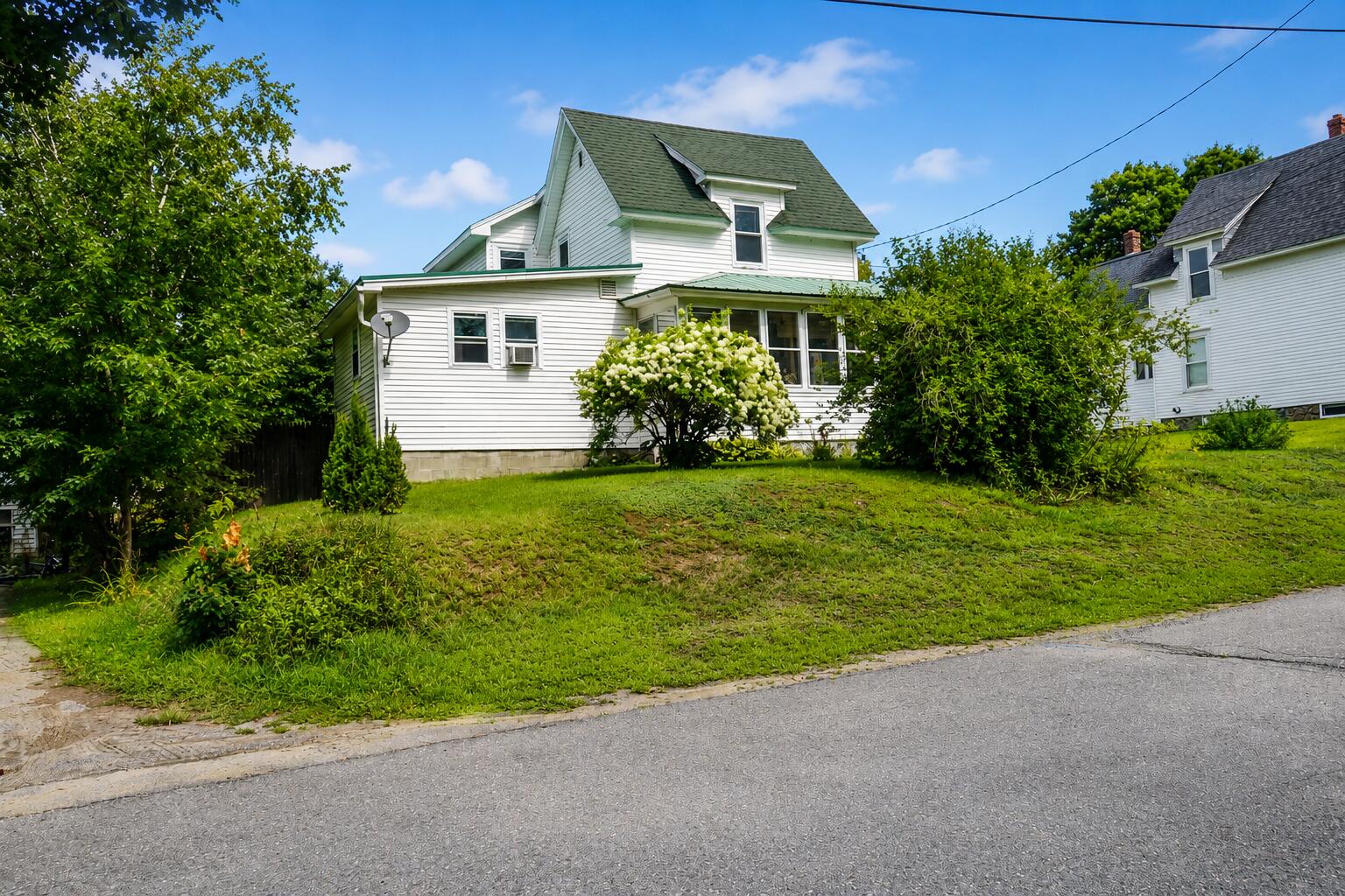 main property photo 30