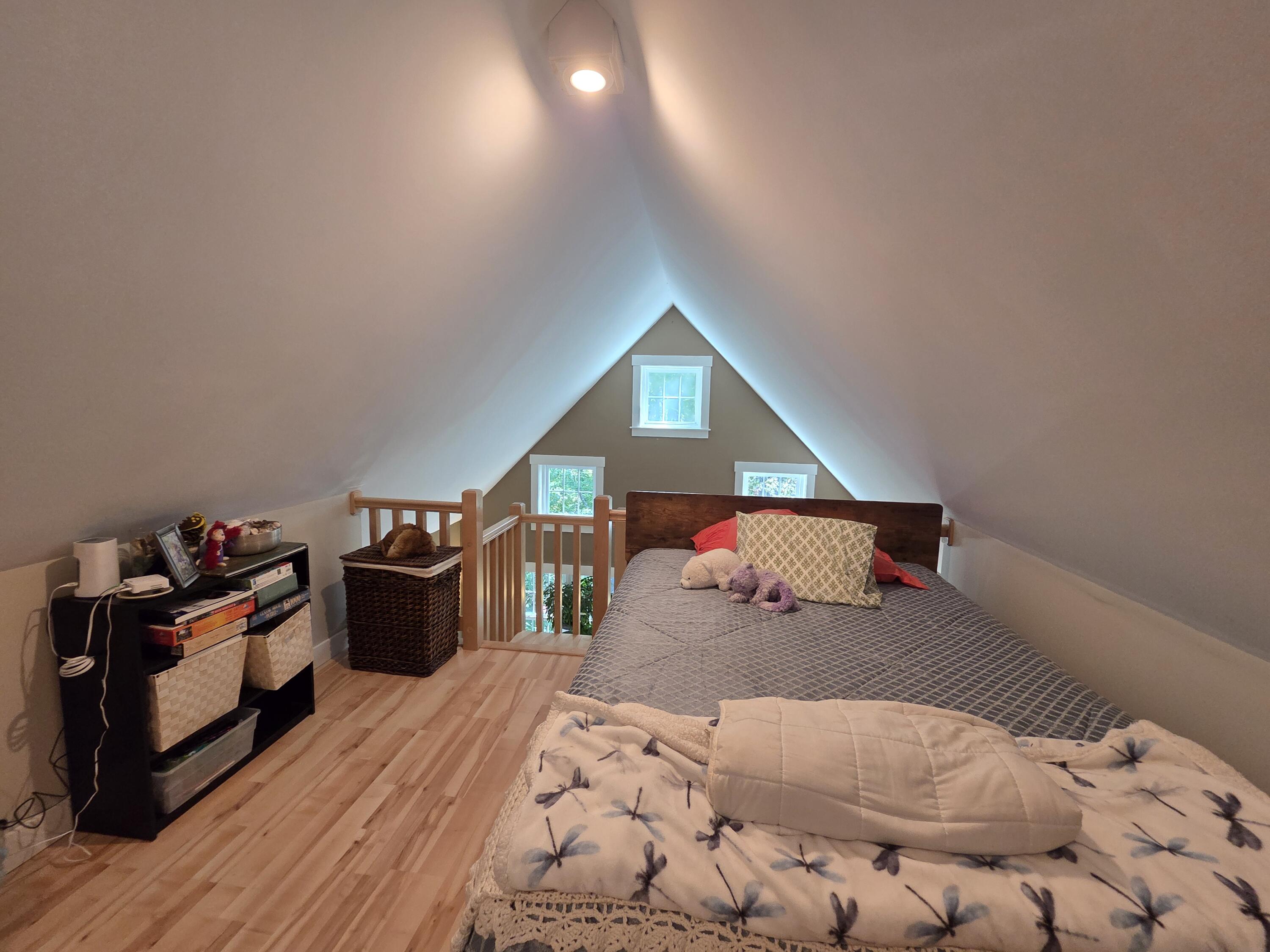 main property photo 16