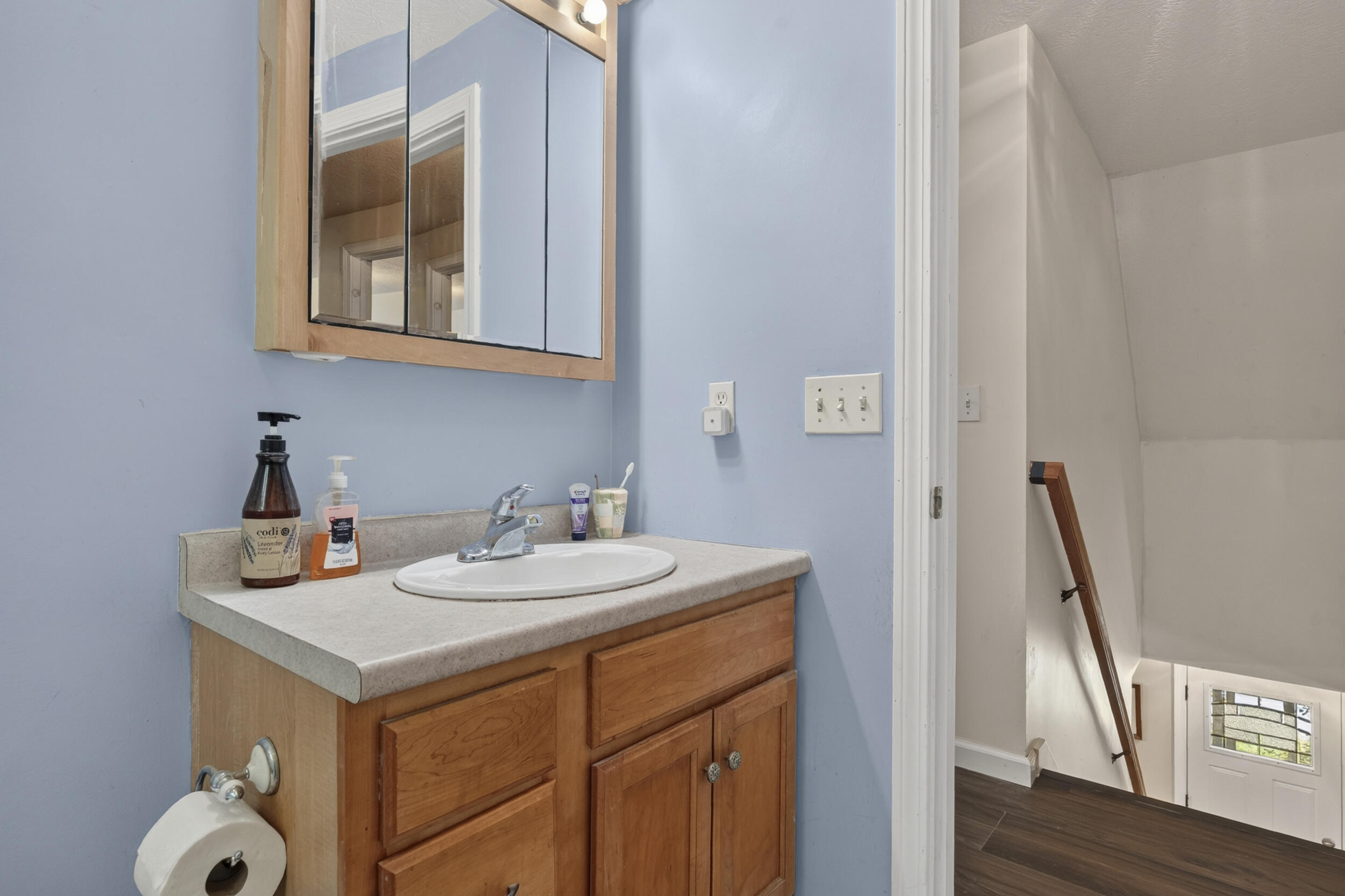 main property photo 27