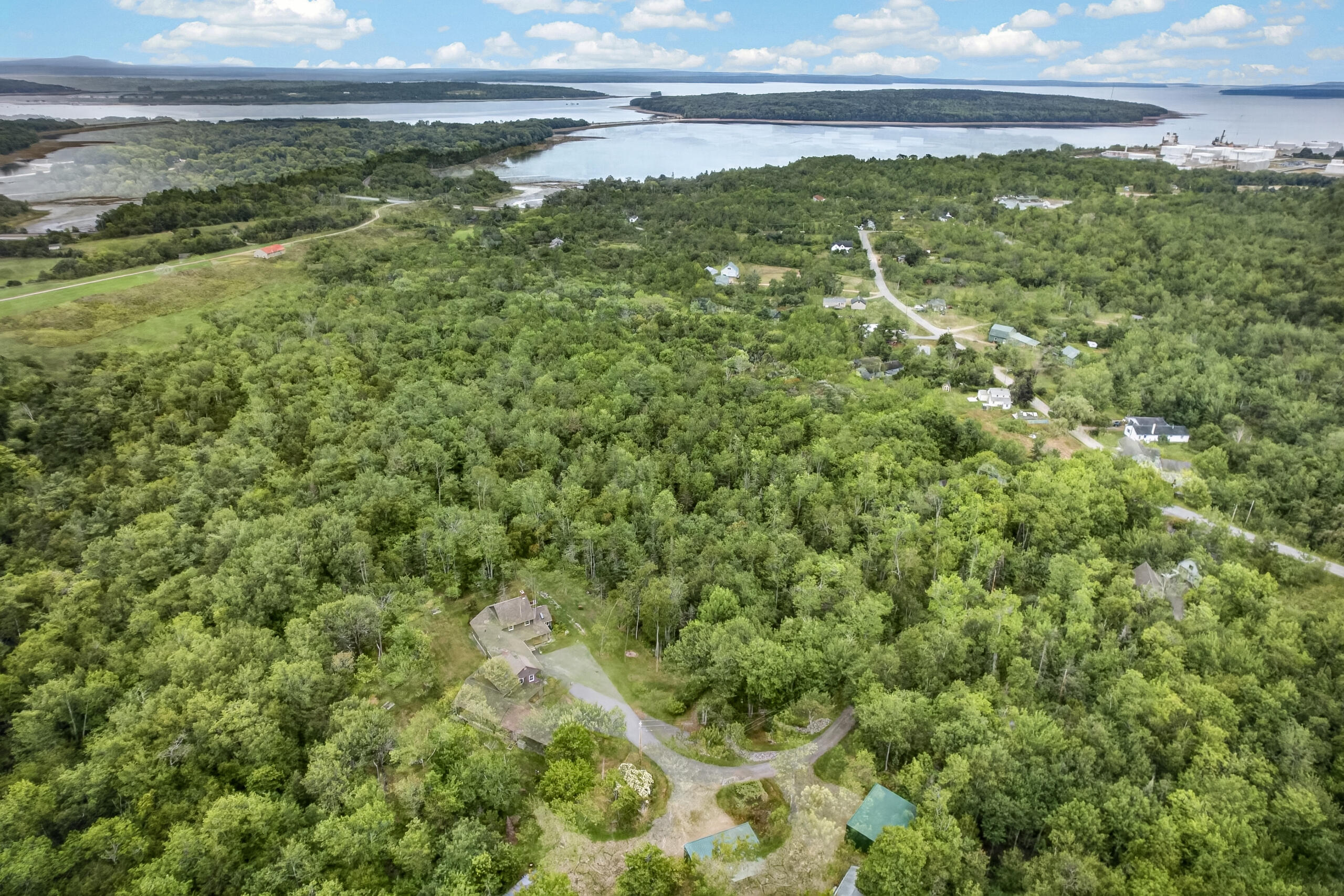 main property photo 90