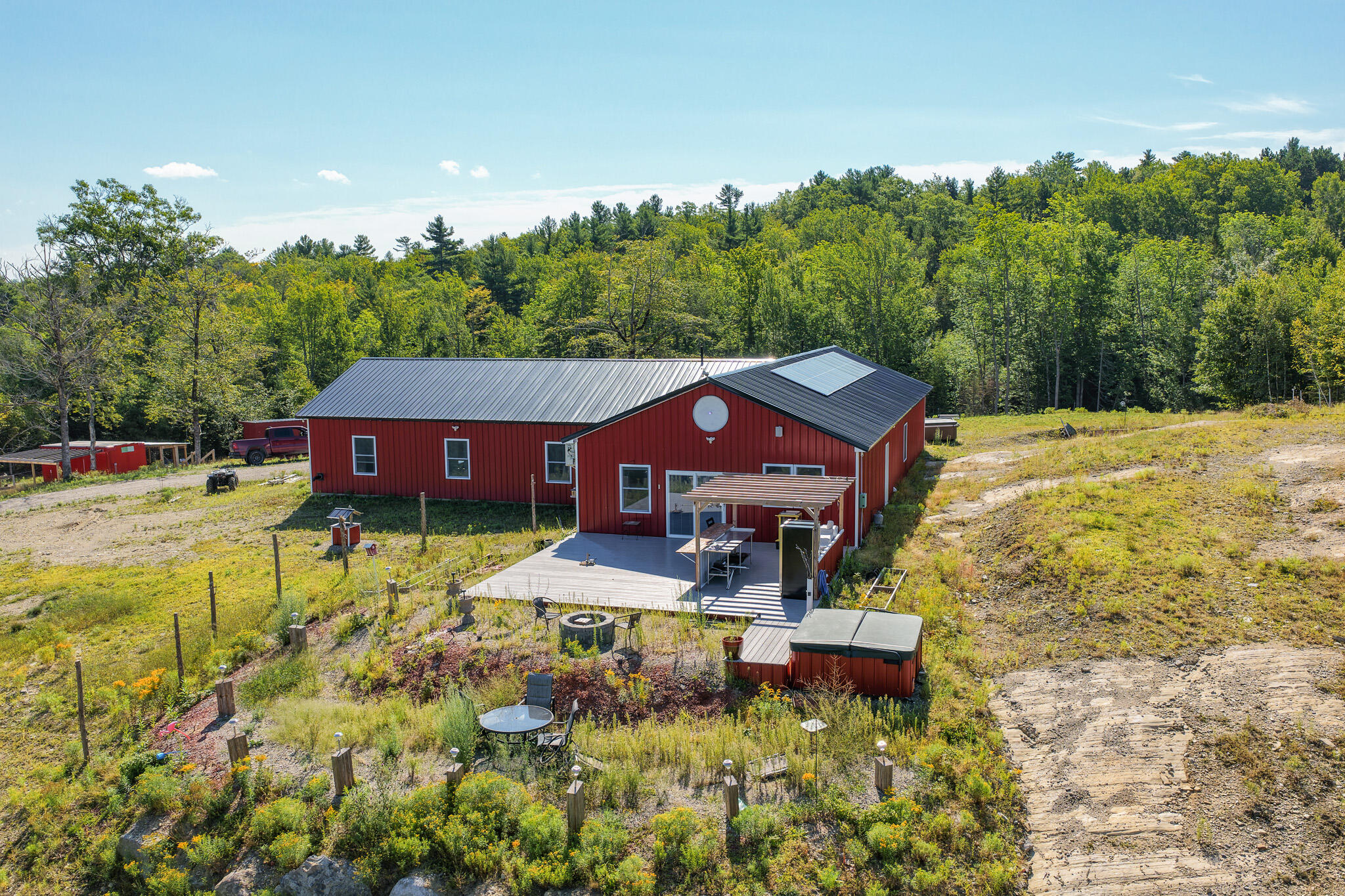 main property photo 4