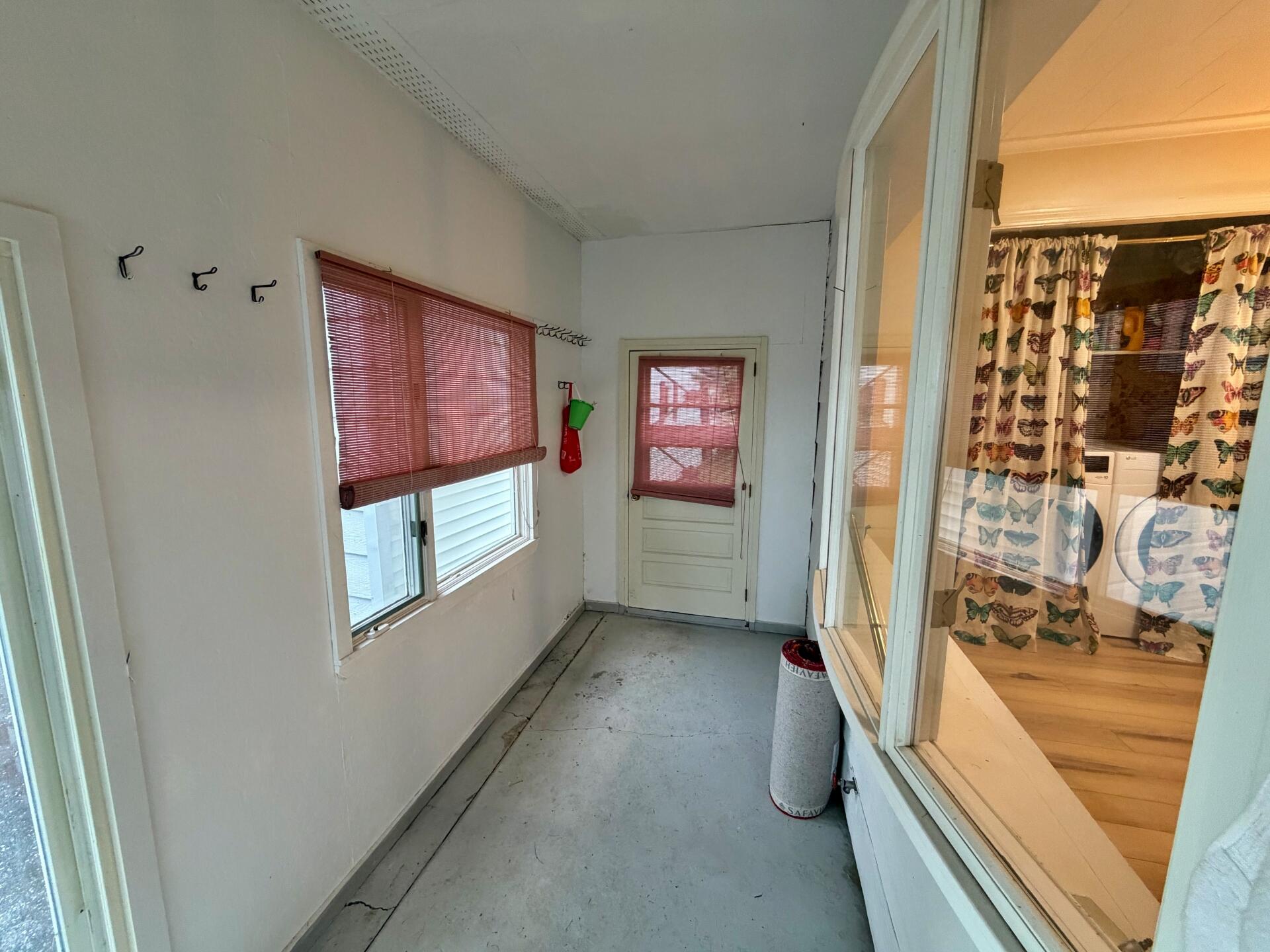 main property photo 29