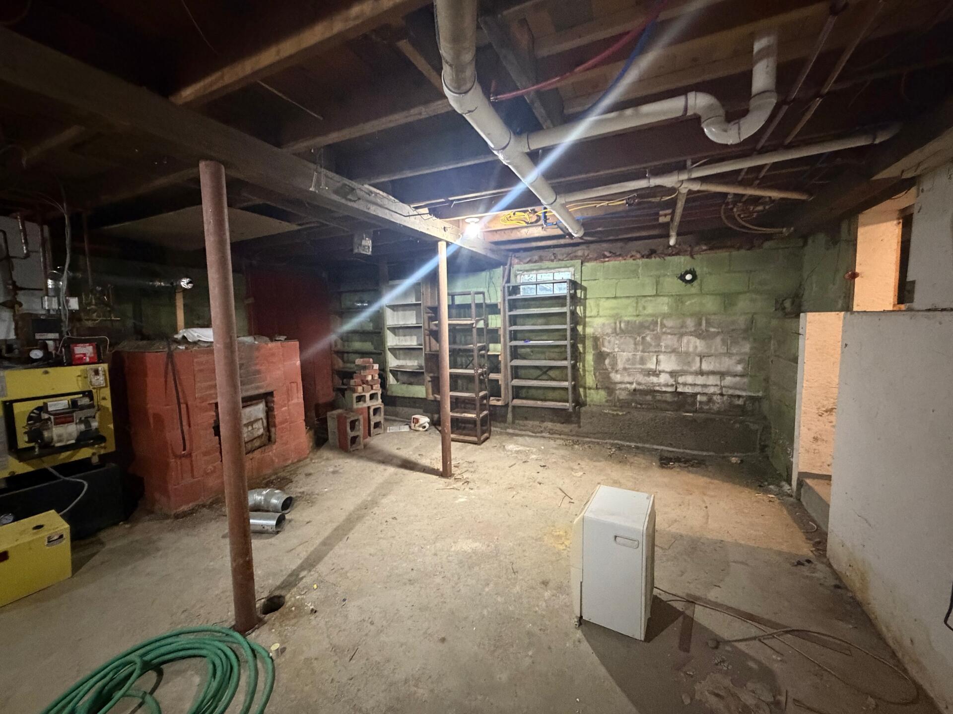 main property photo 41