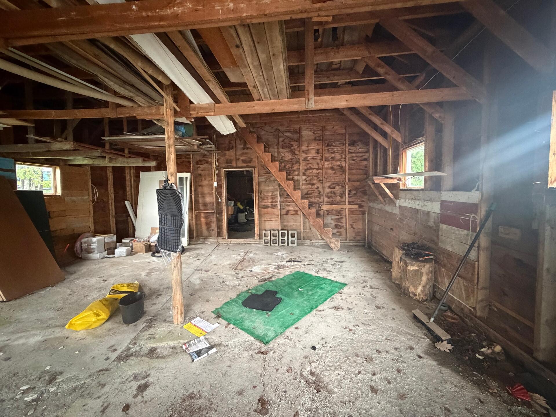 main property photo 44