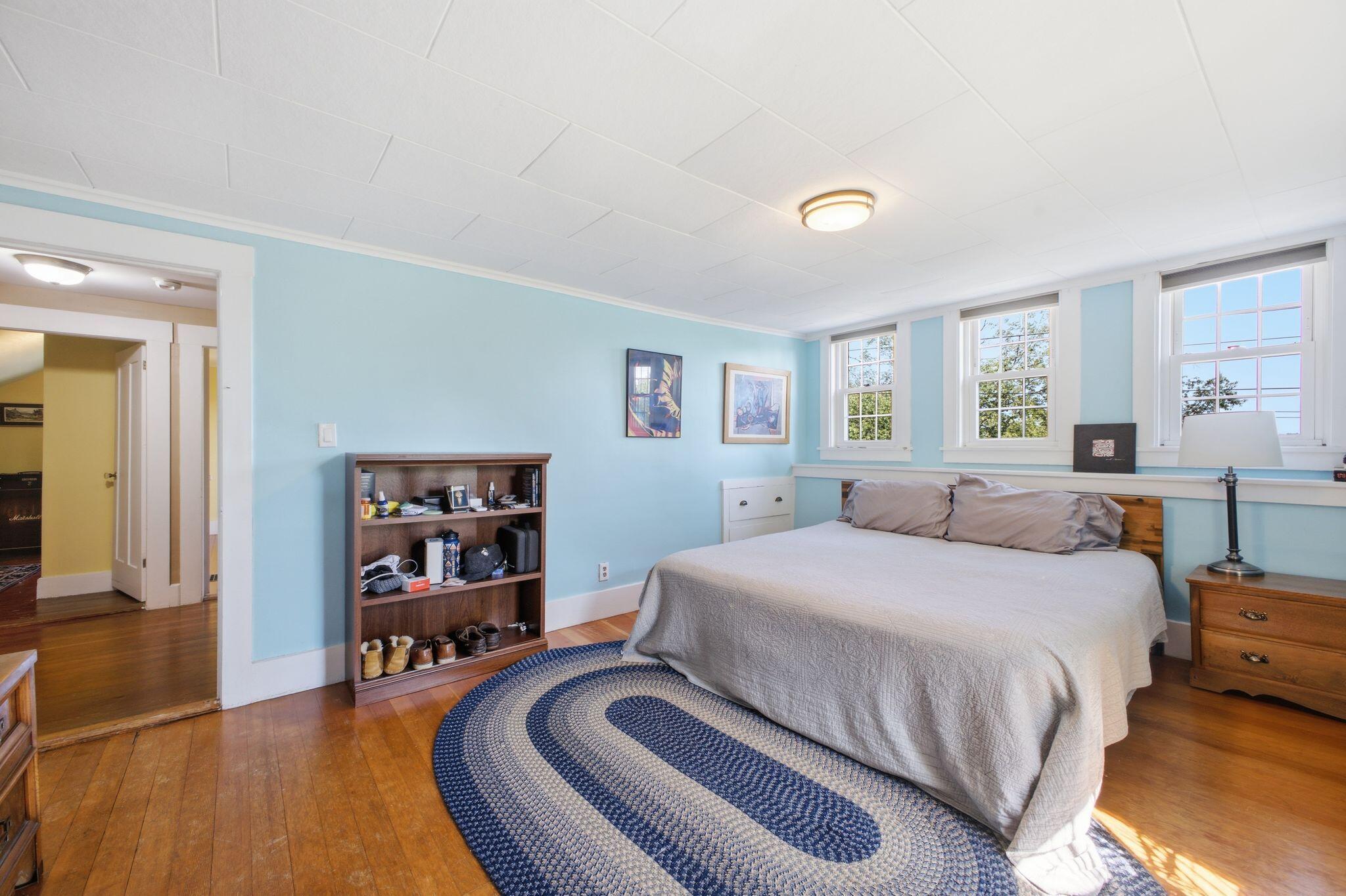 main property photo 35