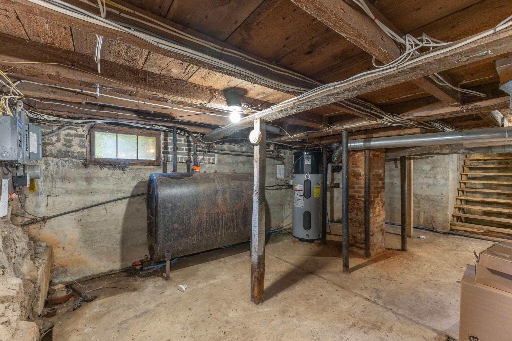 main property photo 39