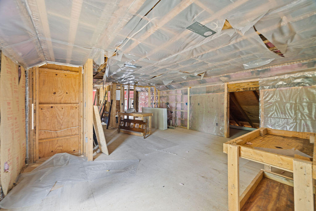 main property photo 83