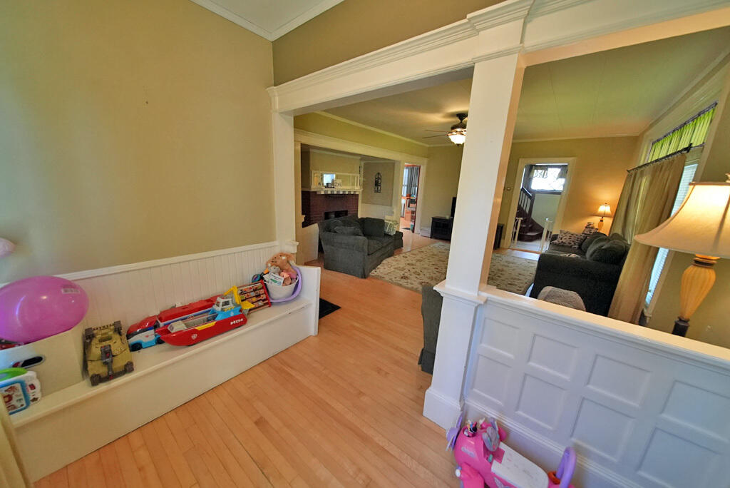 main property photo 14