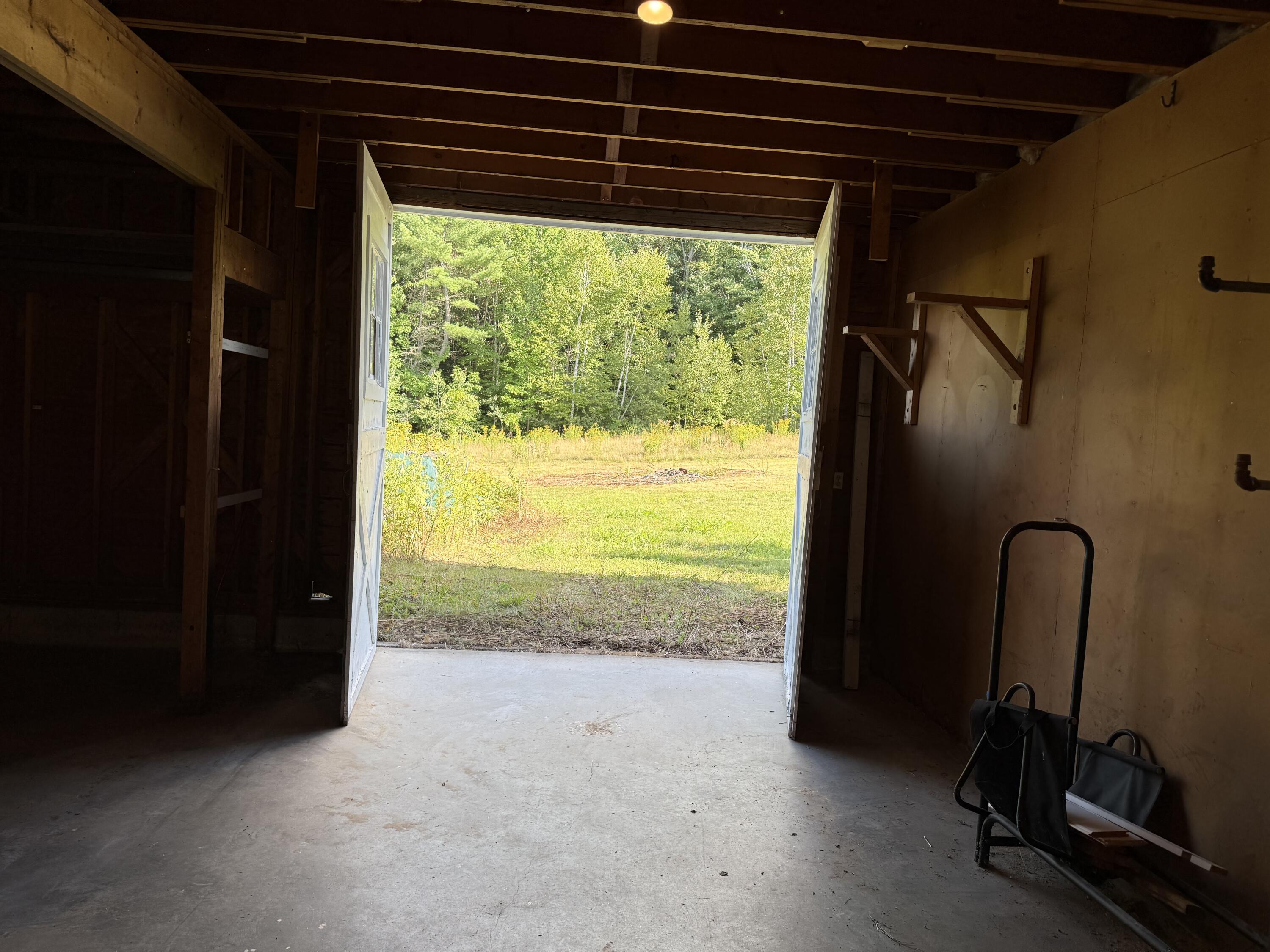 main property photo 48