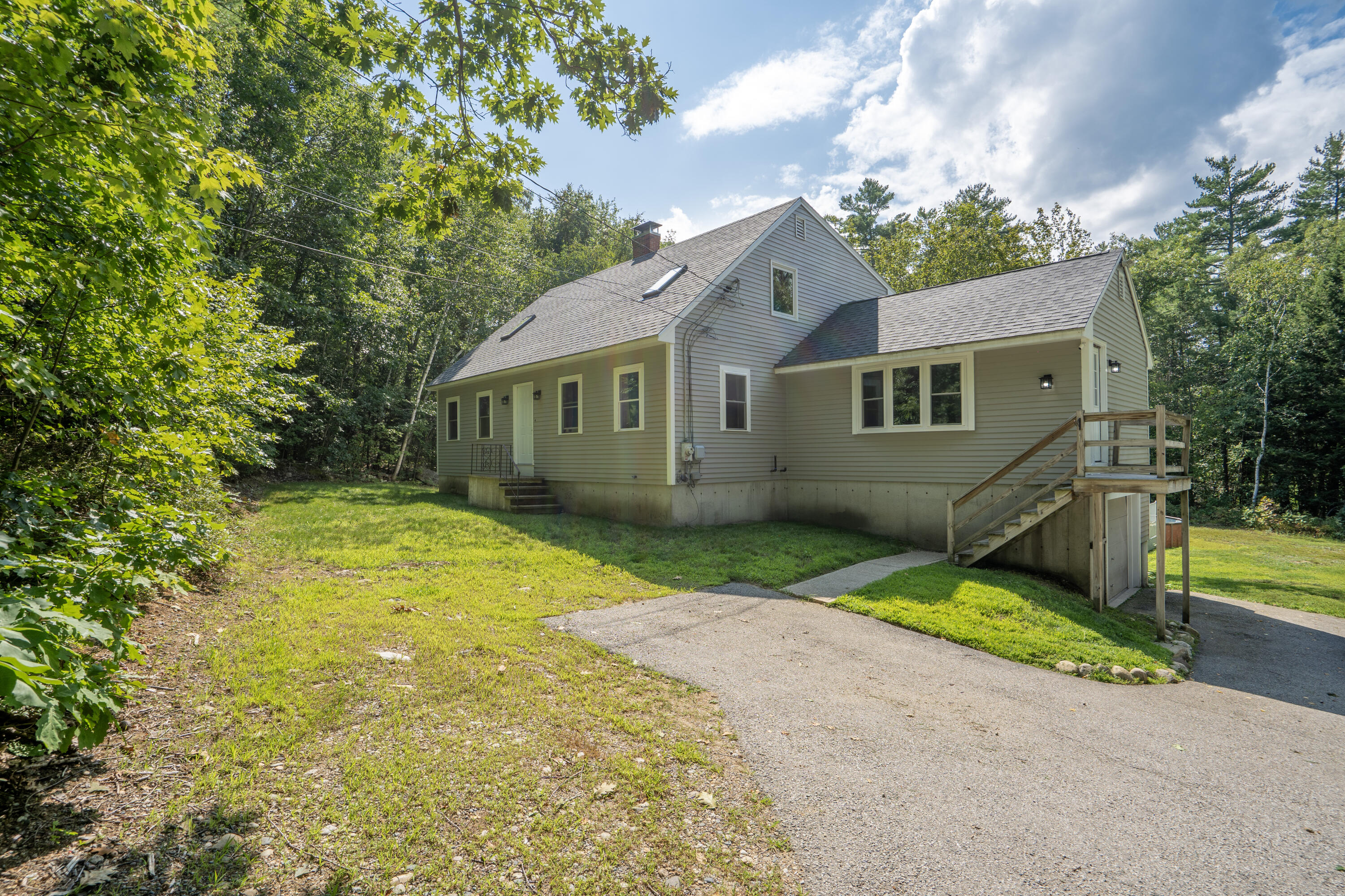 main property photo 40