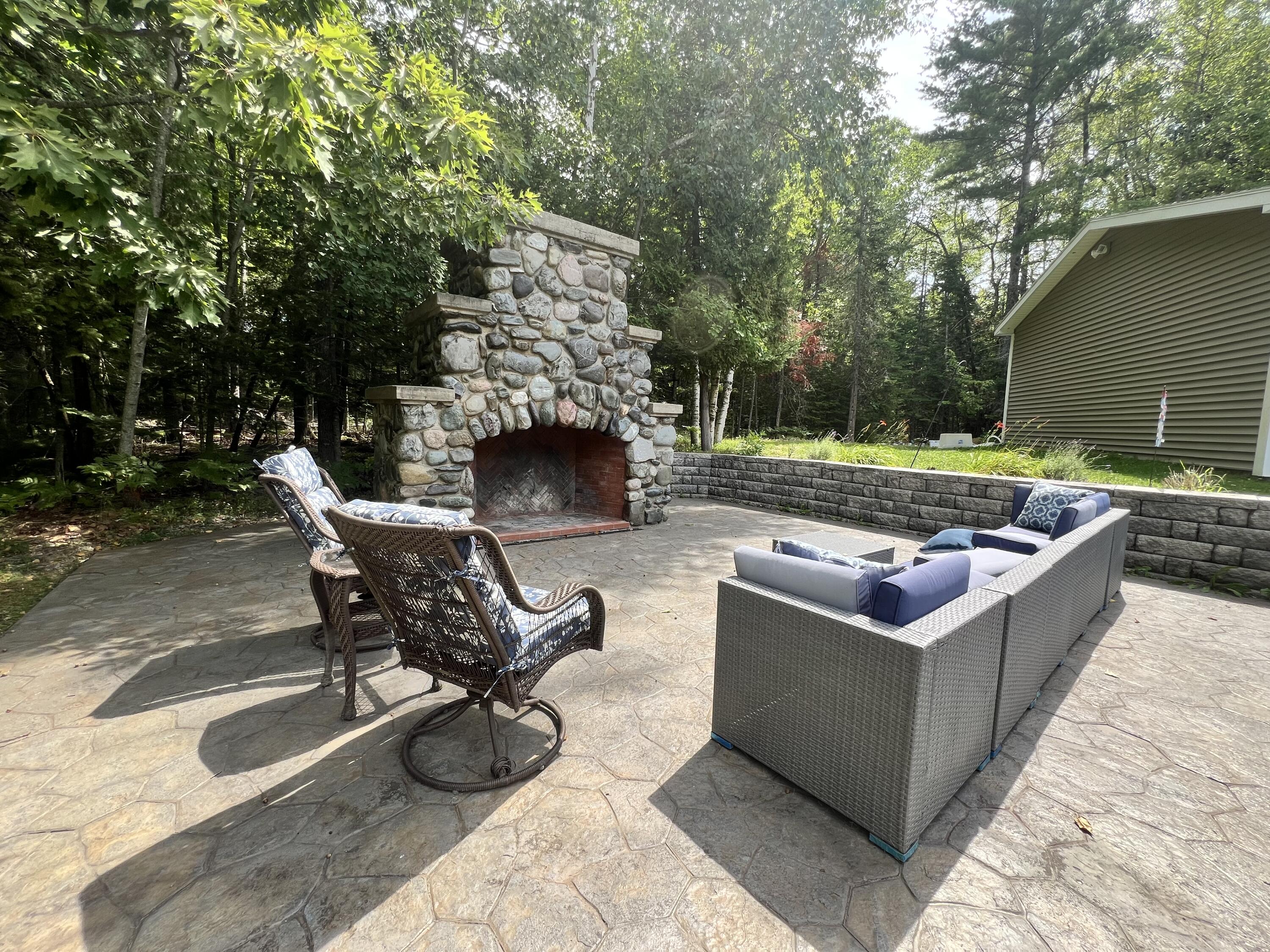 main property photo 76