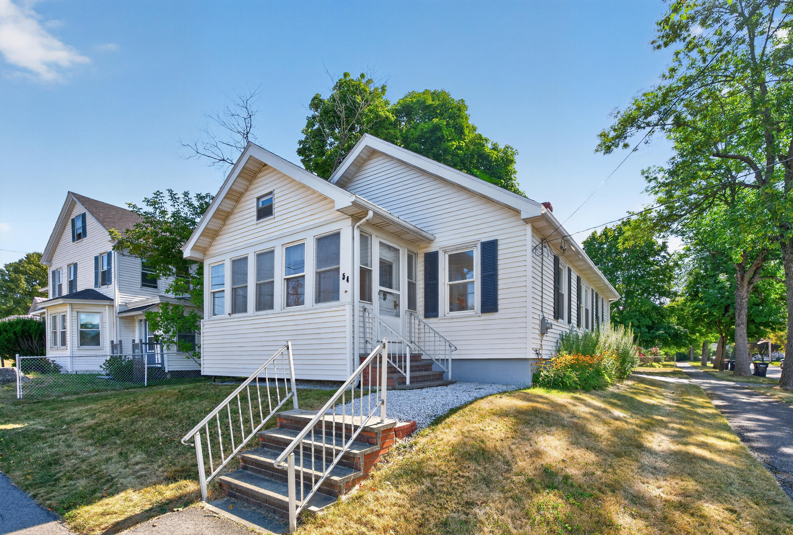 property viewer photo 38