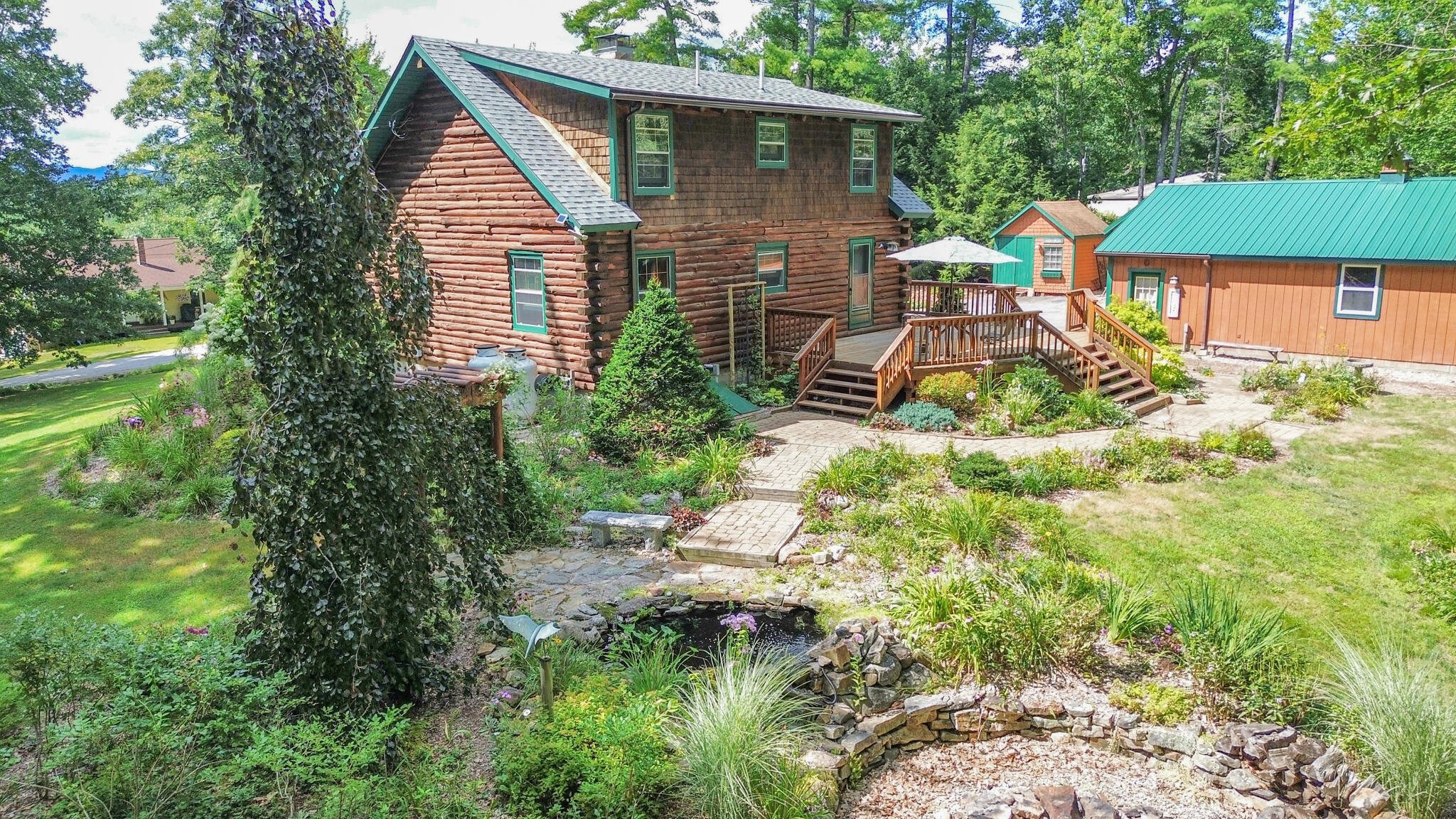 main property photo 11