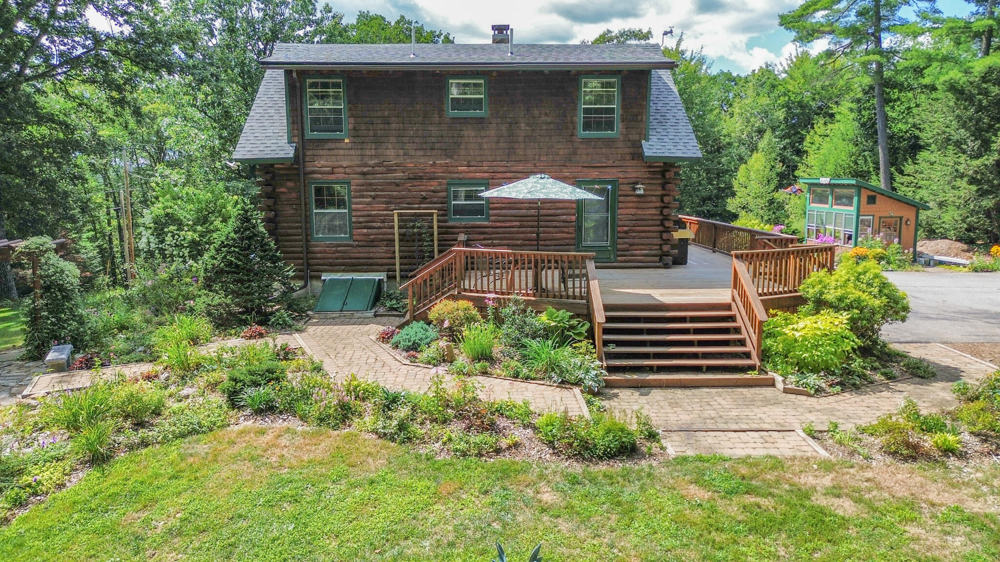 main property photo 13