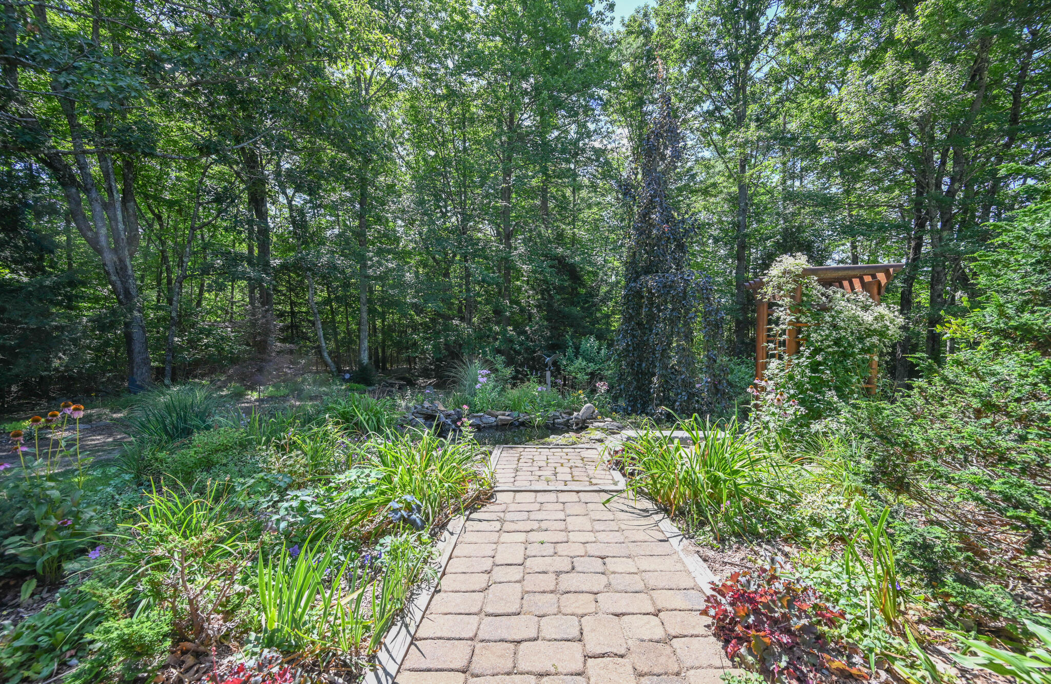 main property photo 81