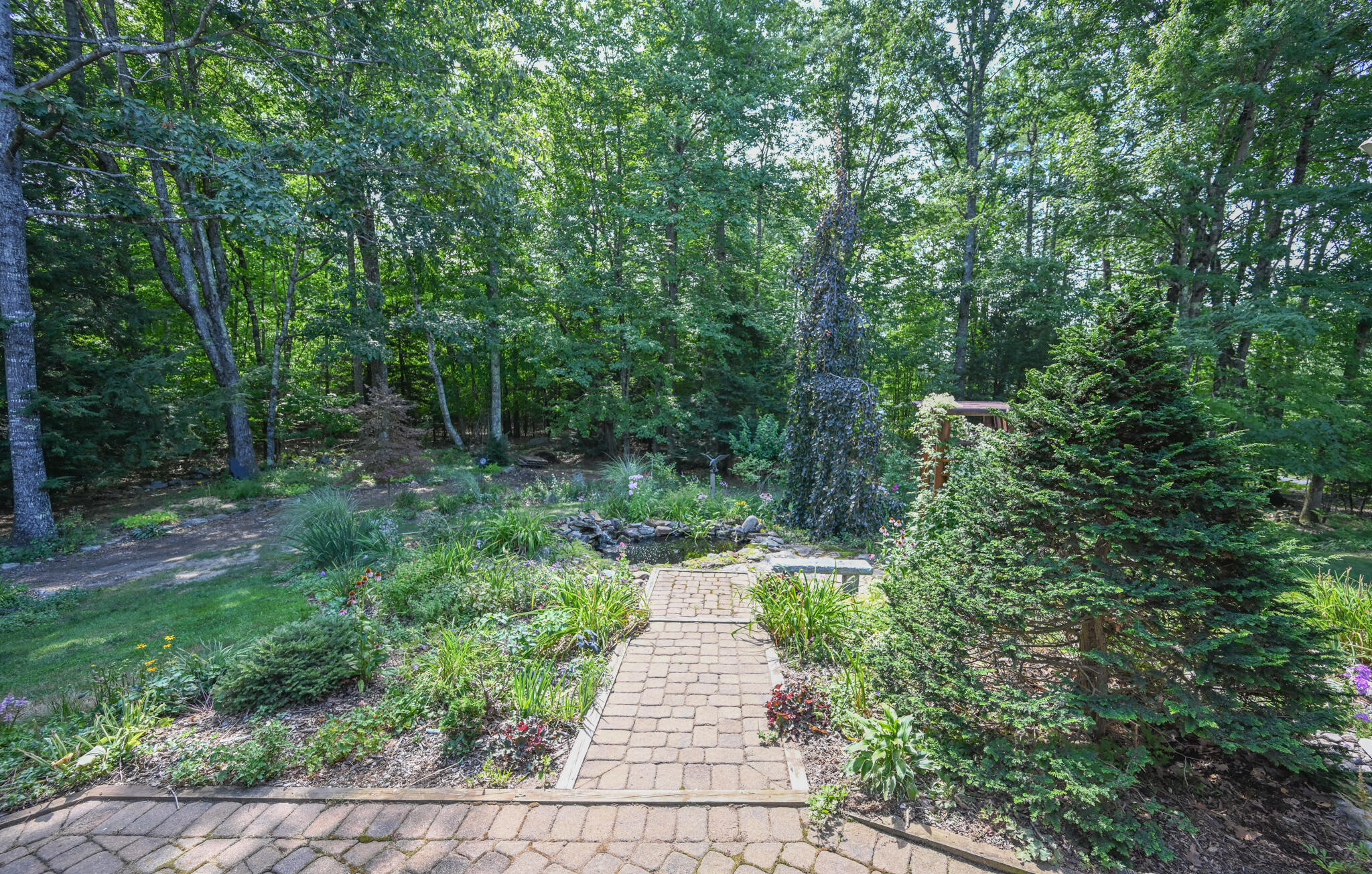 main property photo 84