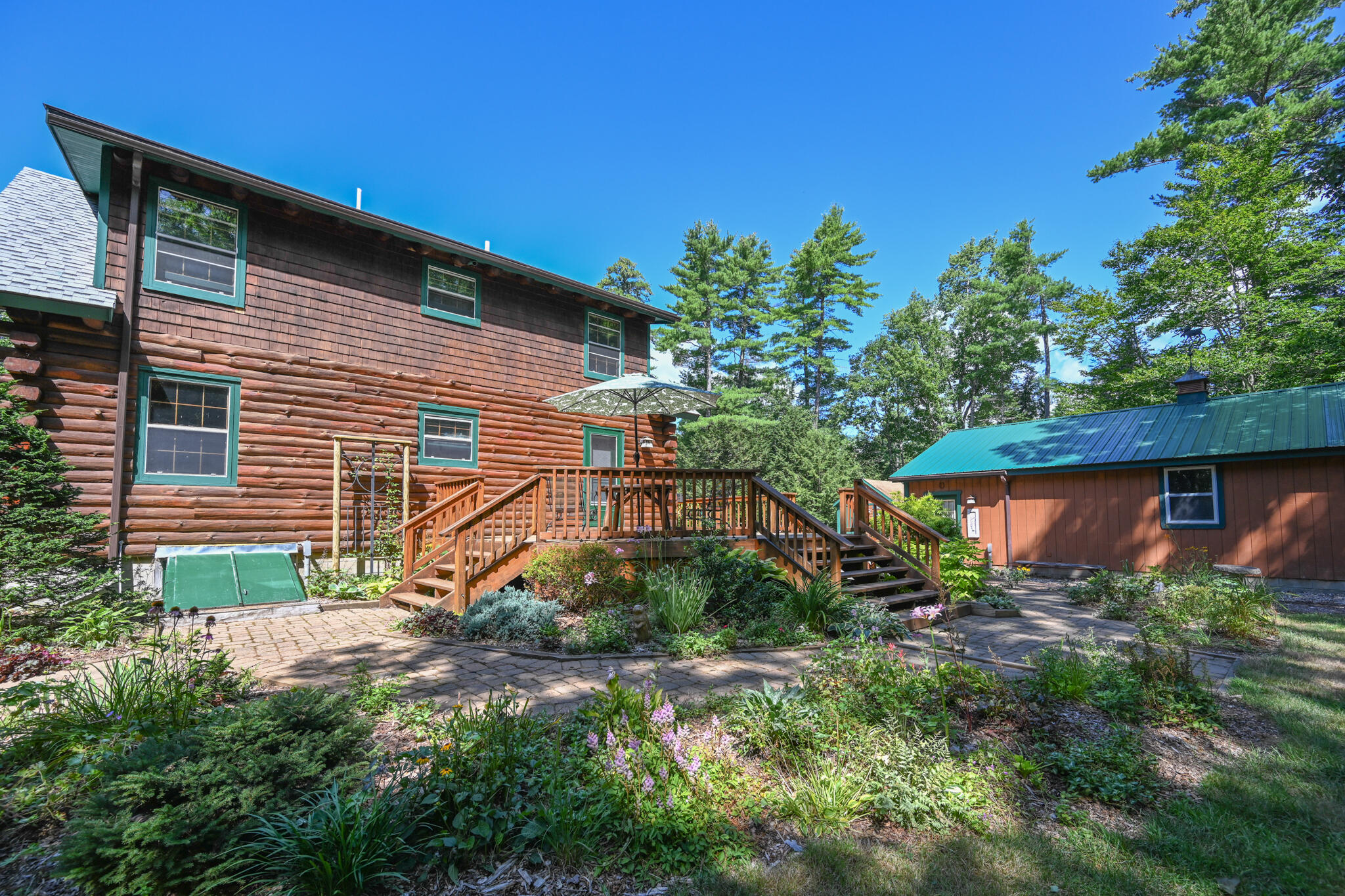 main property photo 90