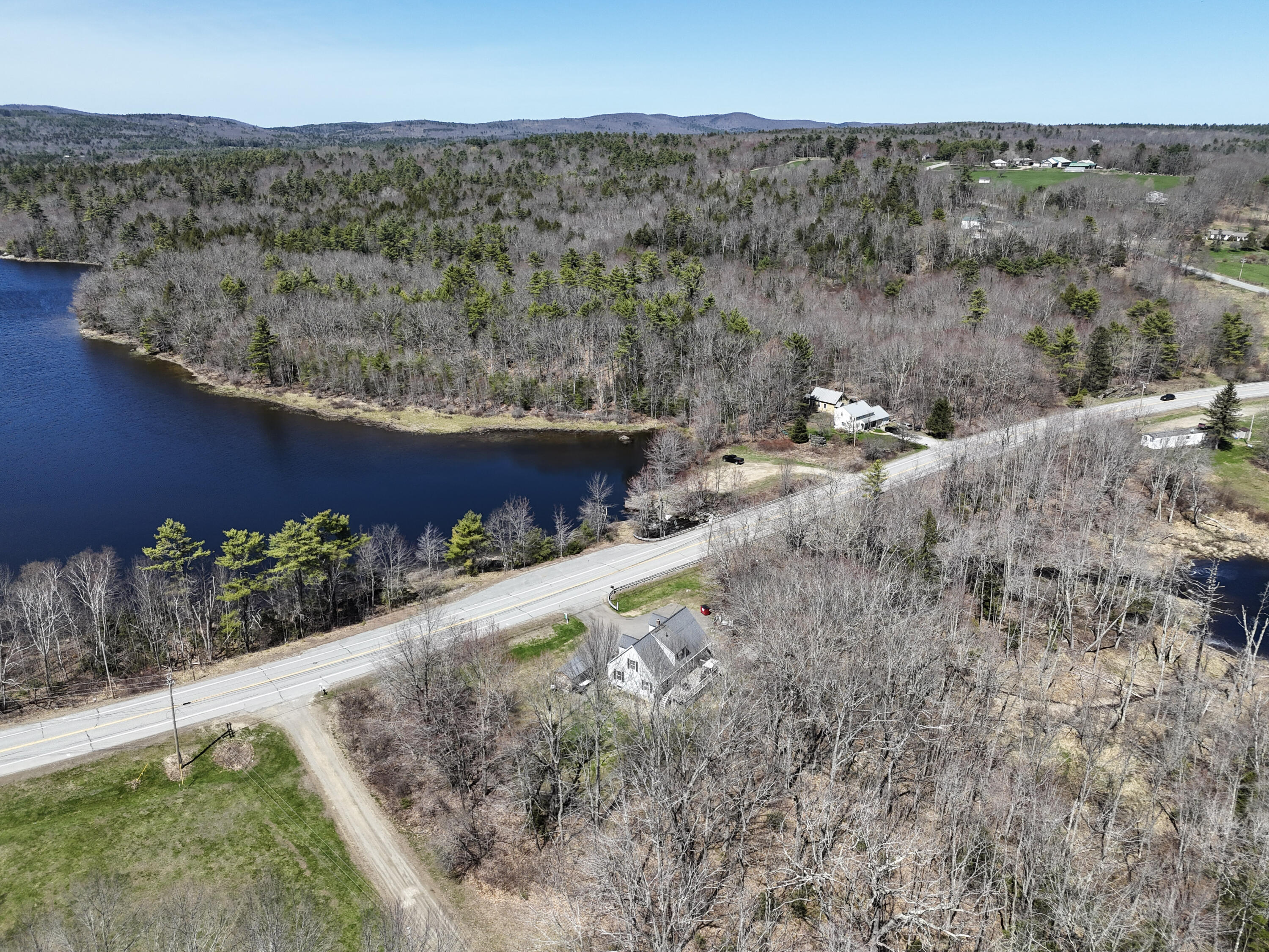 main property photo 40