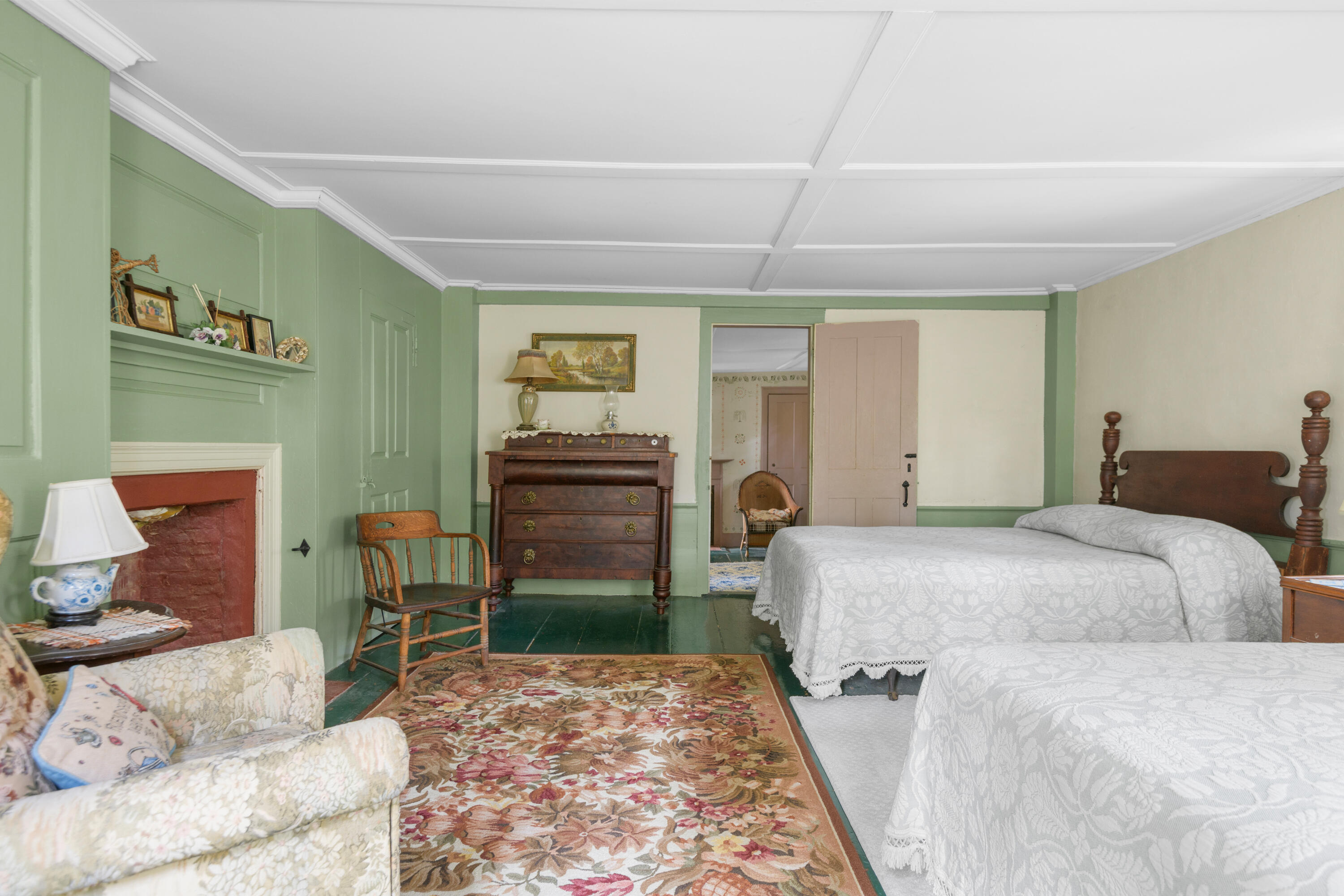 main property photo 15