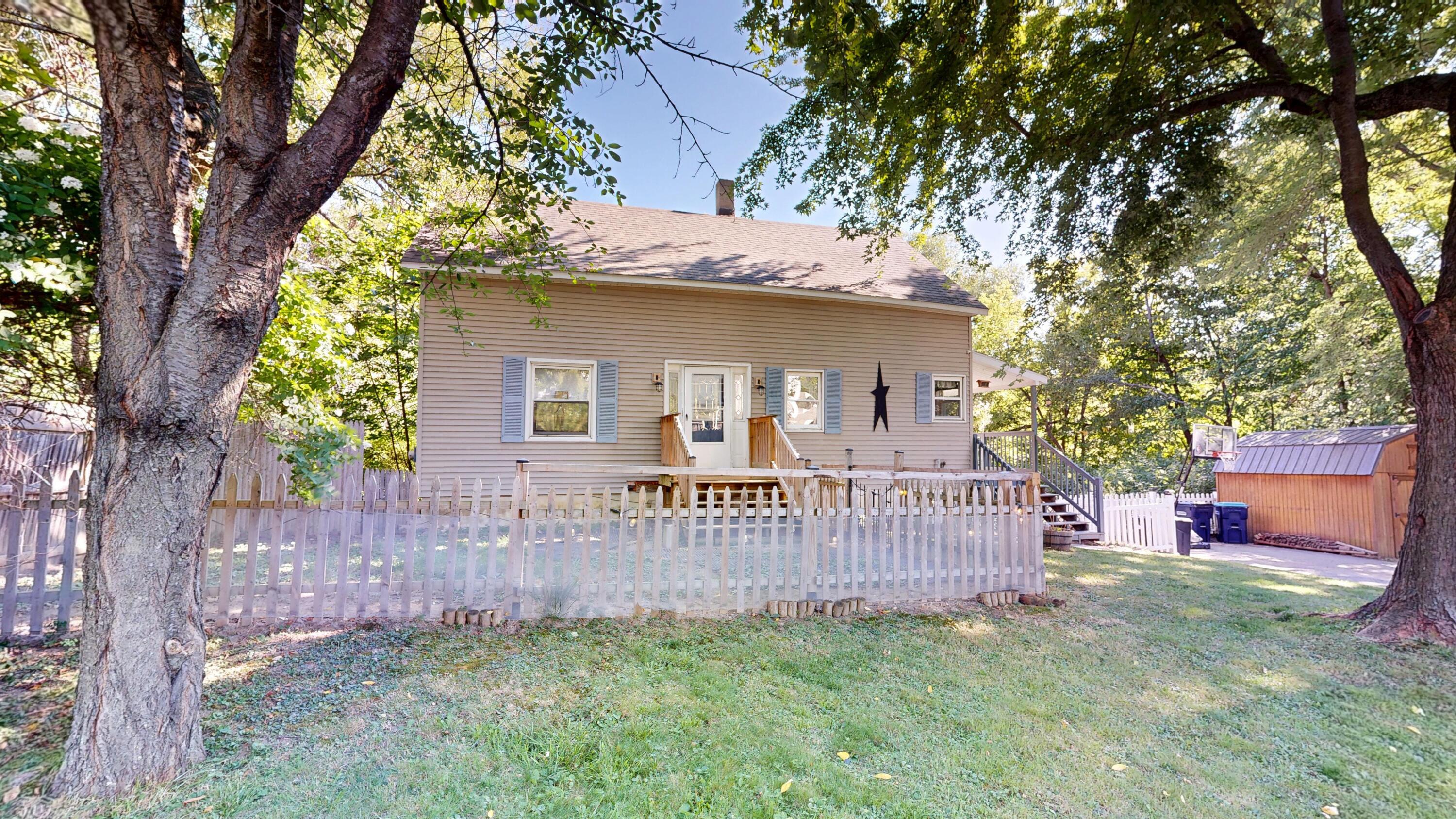 main property photo 36