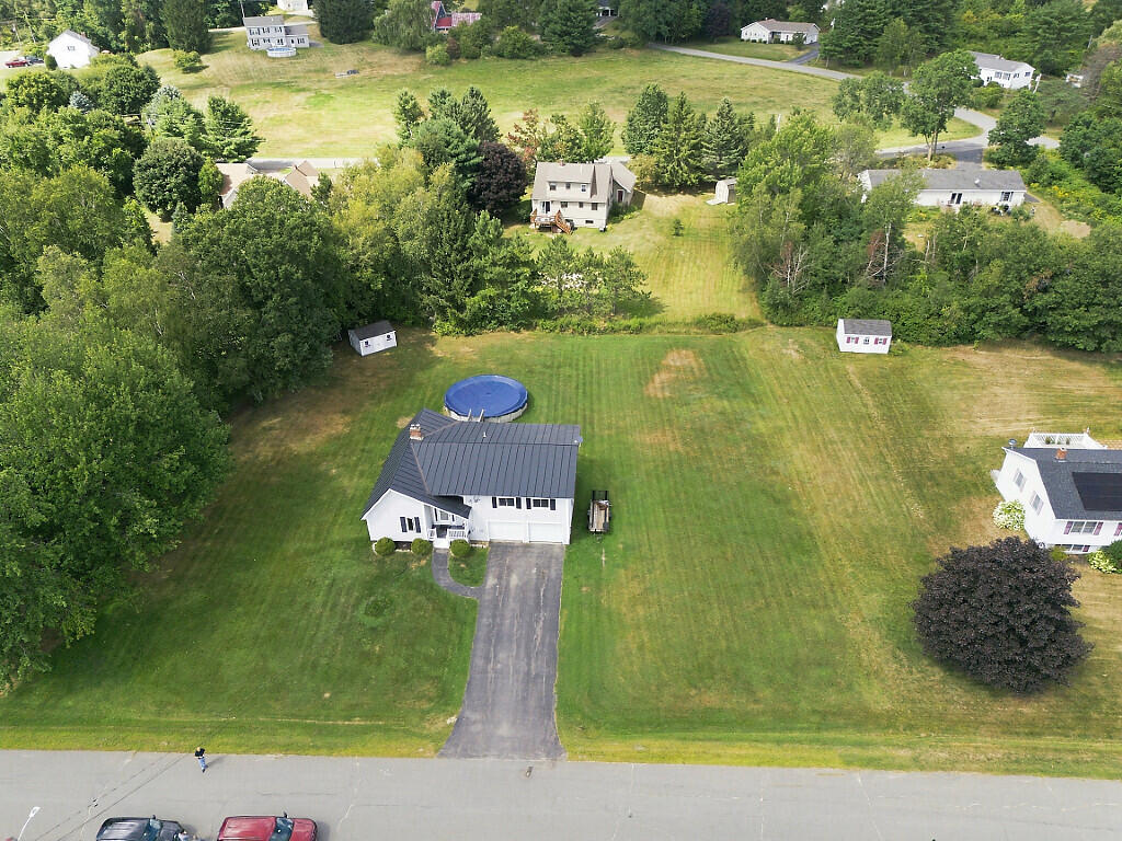 main property photo 44