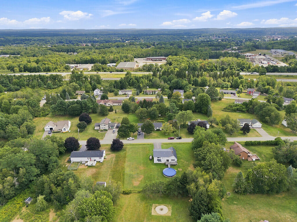 main property photo 50