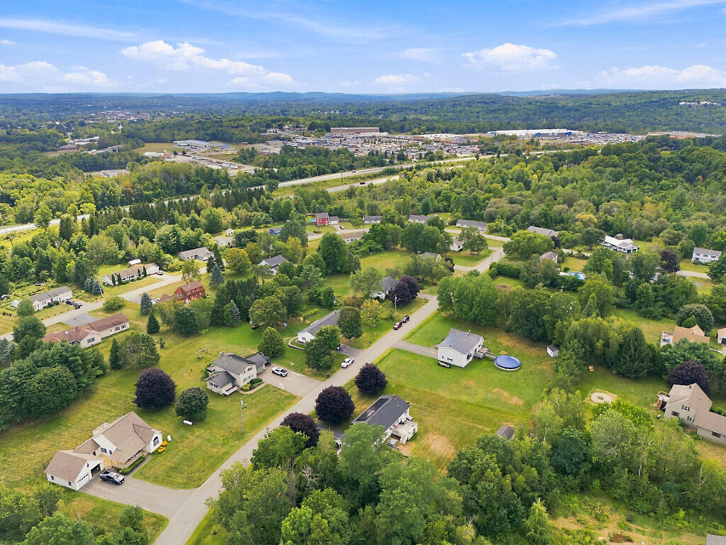 main property photo 51