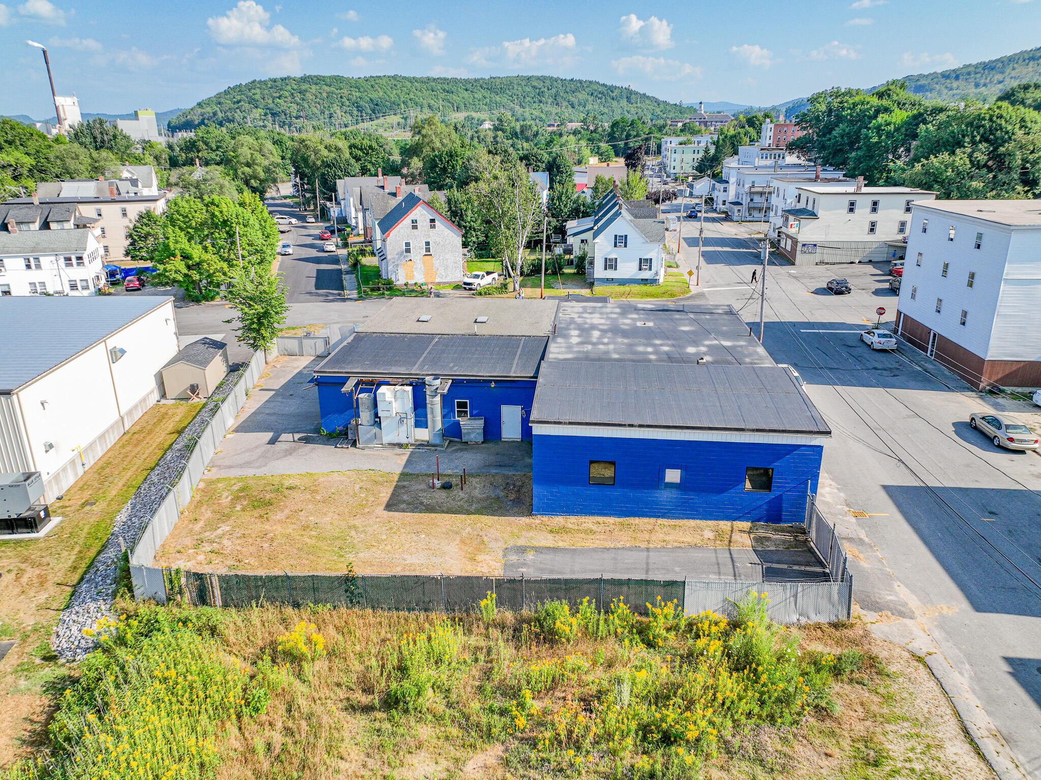 main property photo 22