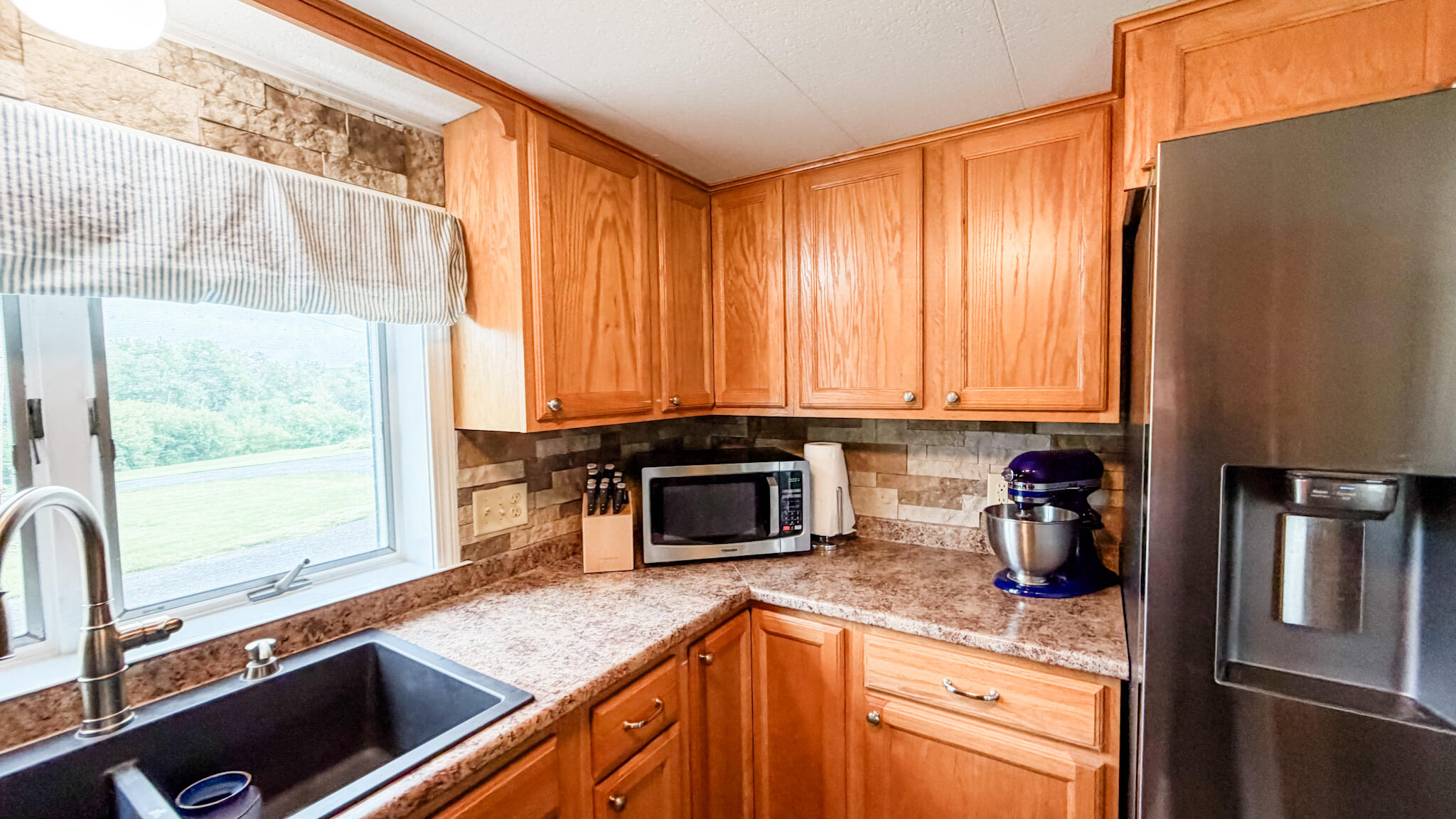 main property photo 31