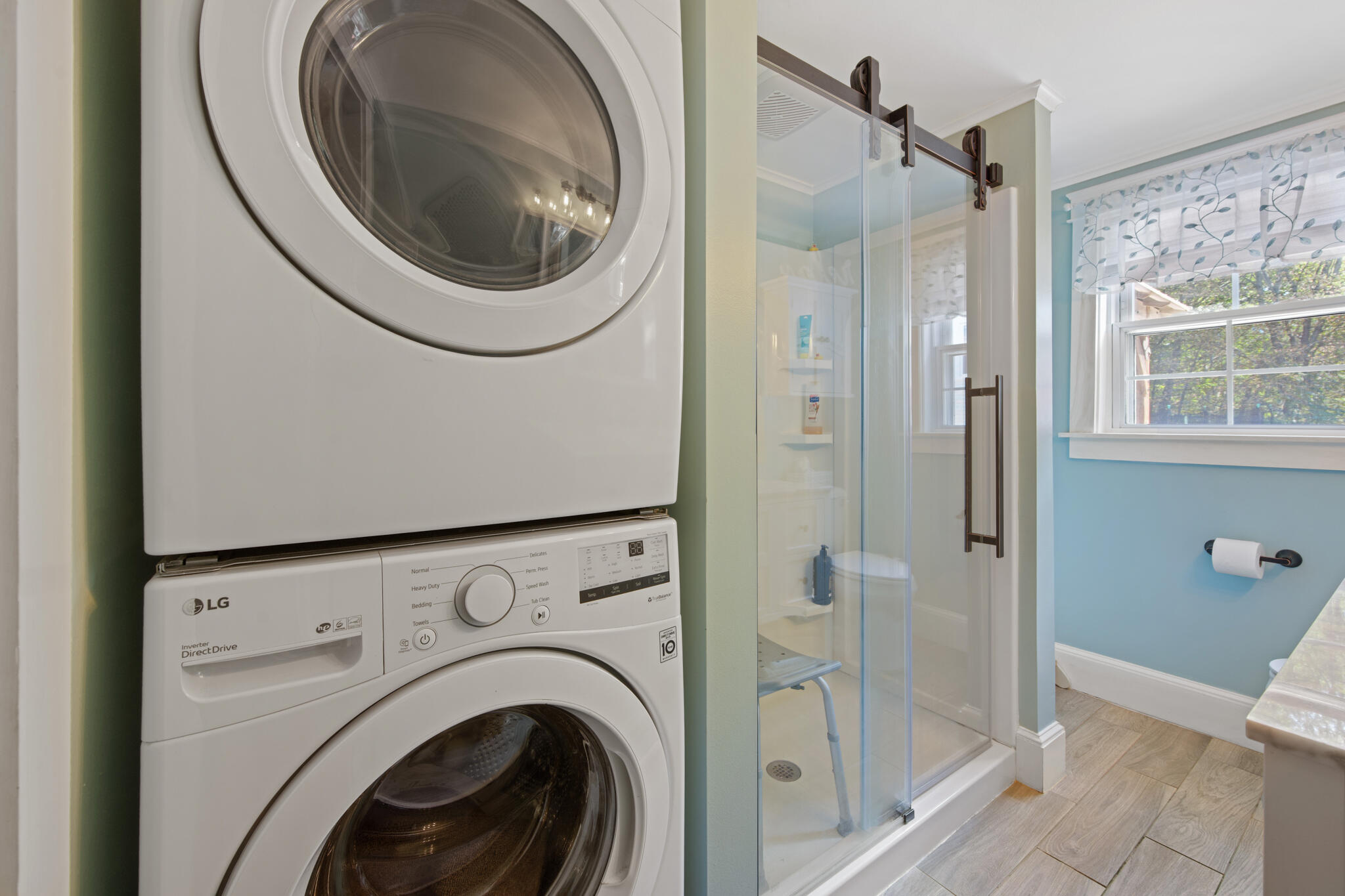 main property photo 18