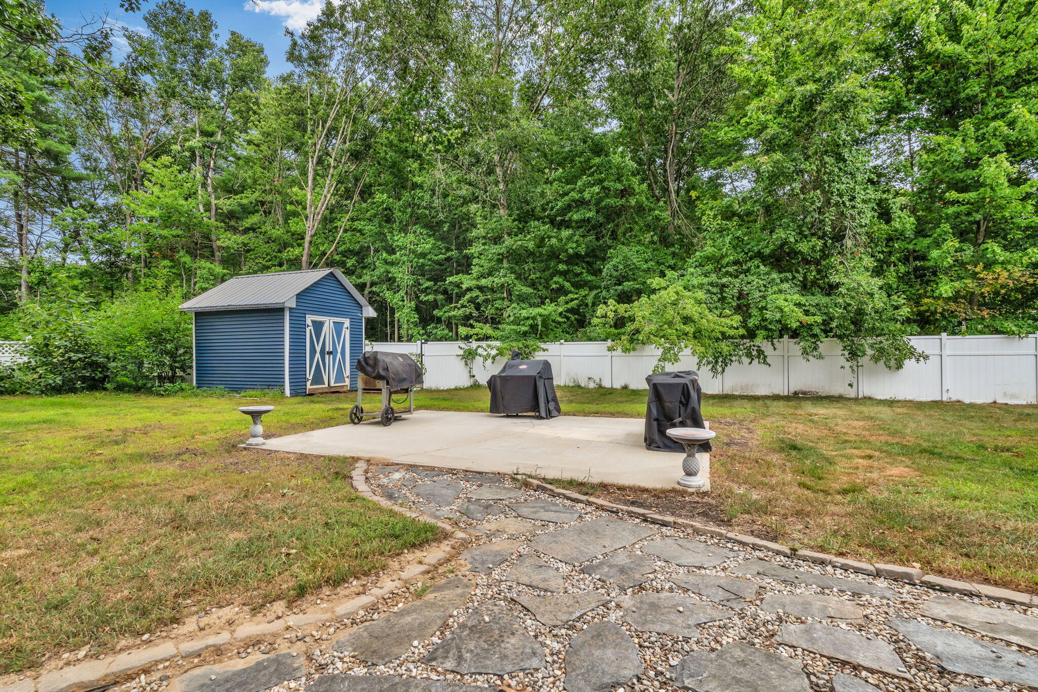 main property photo 59