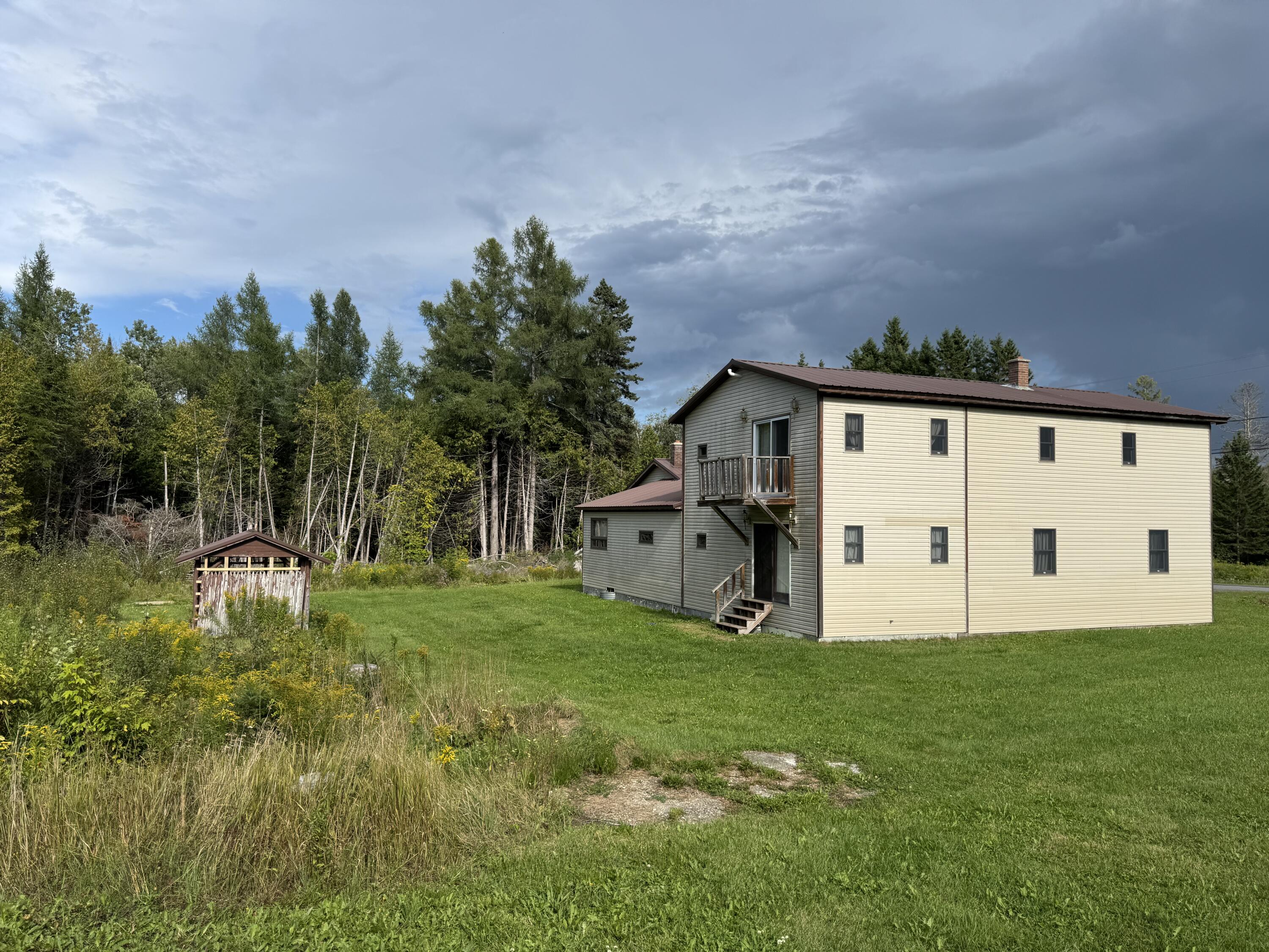 main property photo 16