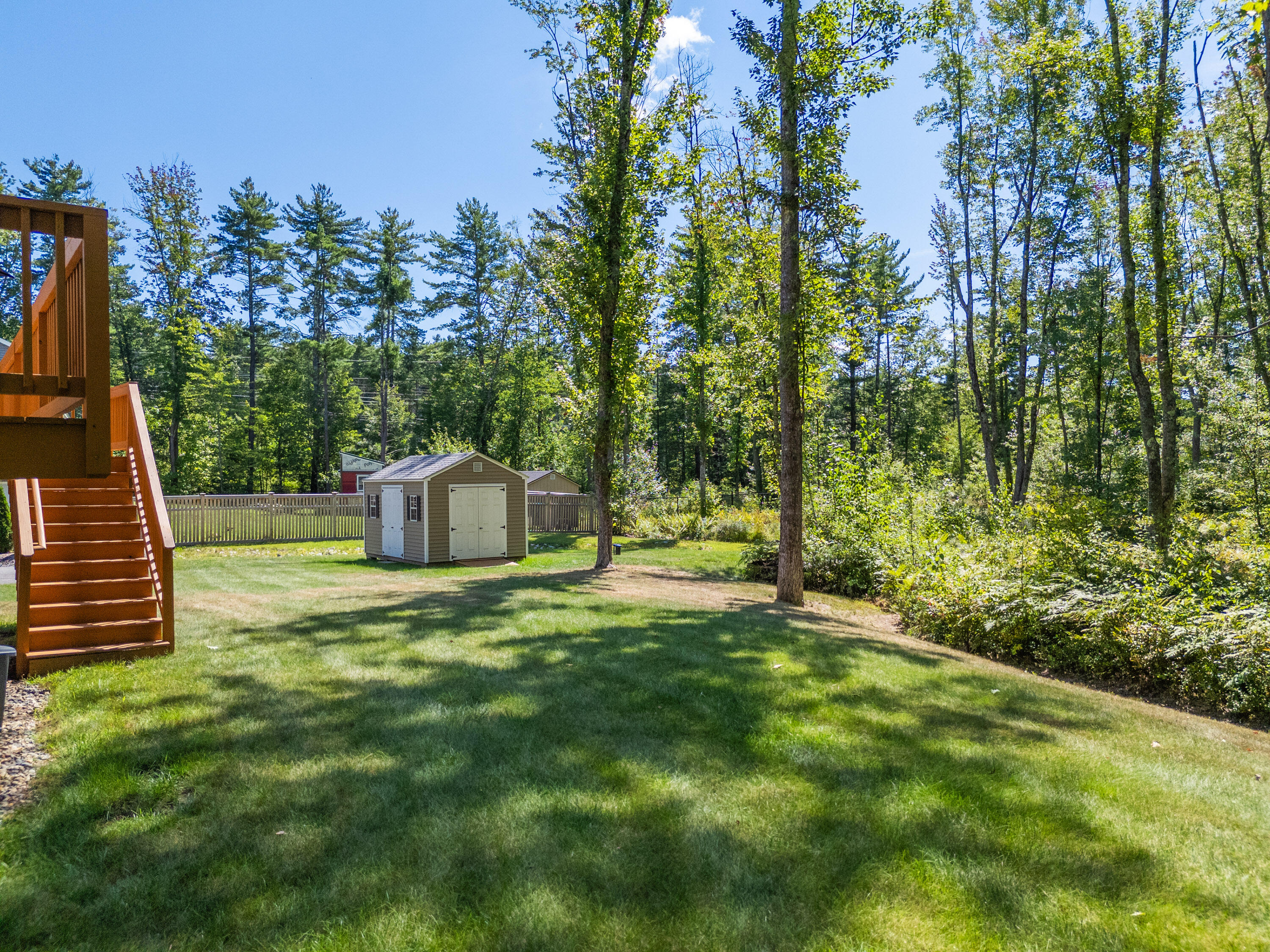 main property photo 44