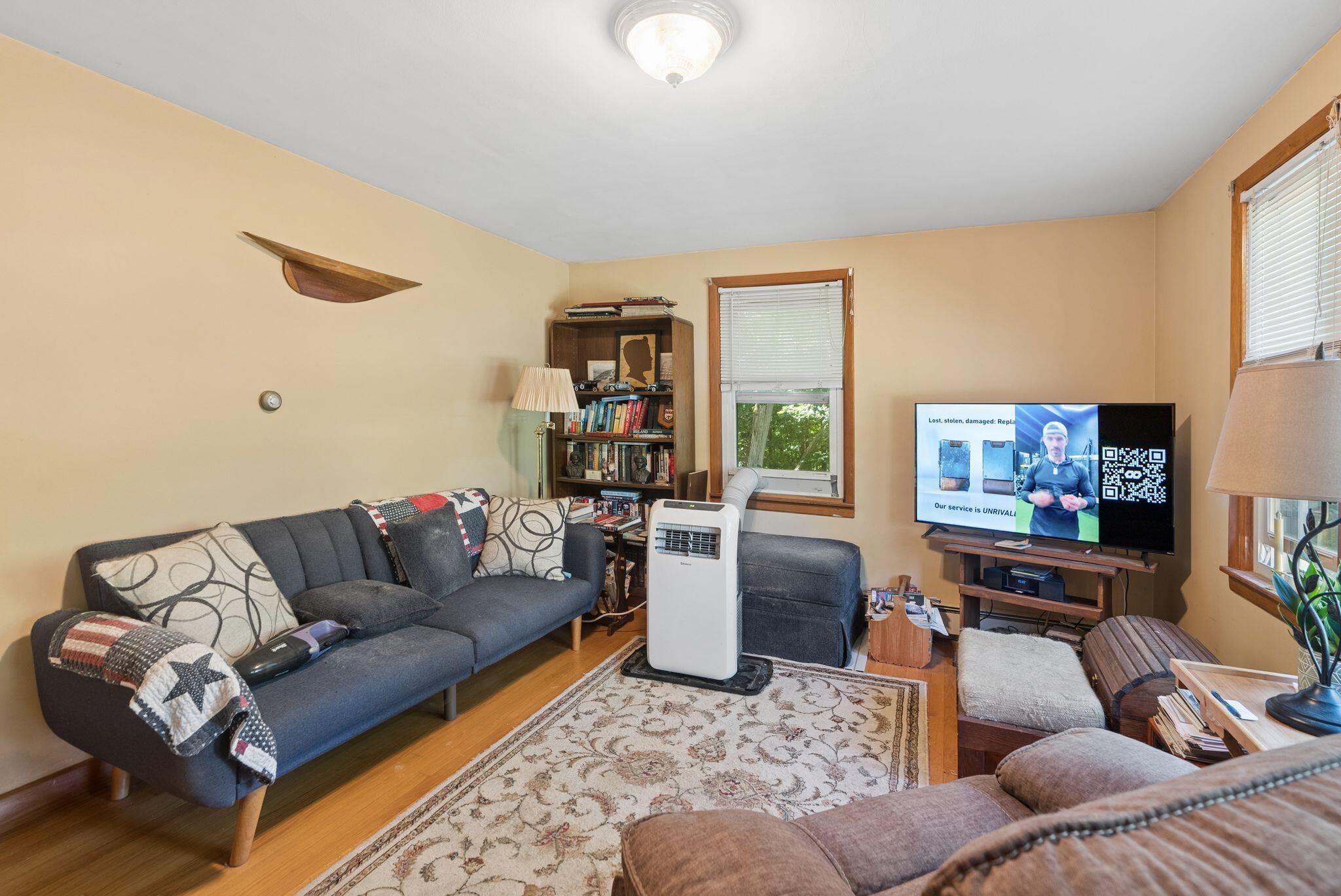 main property photo 12