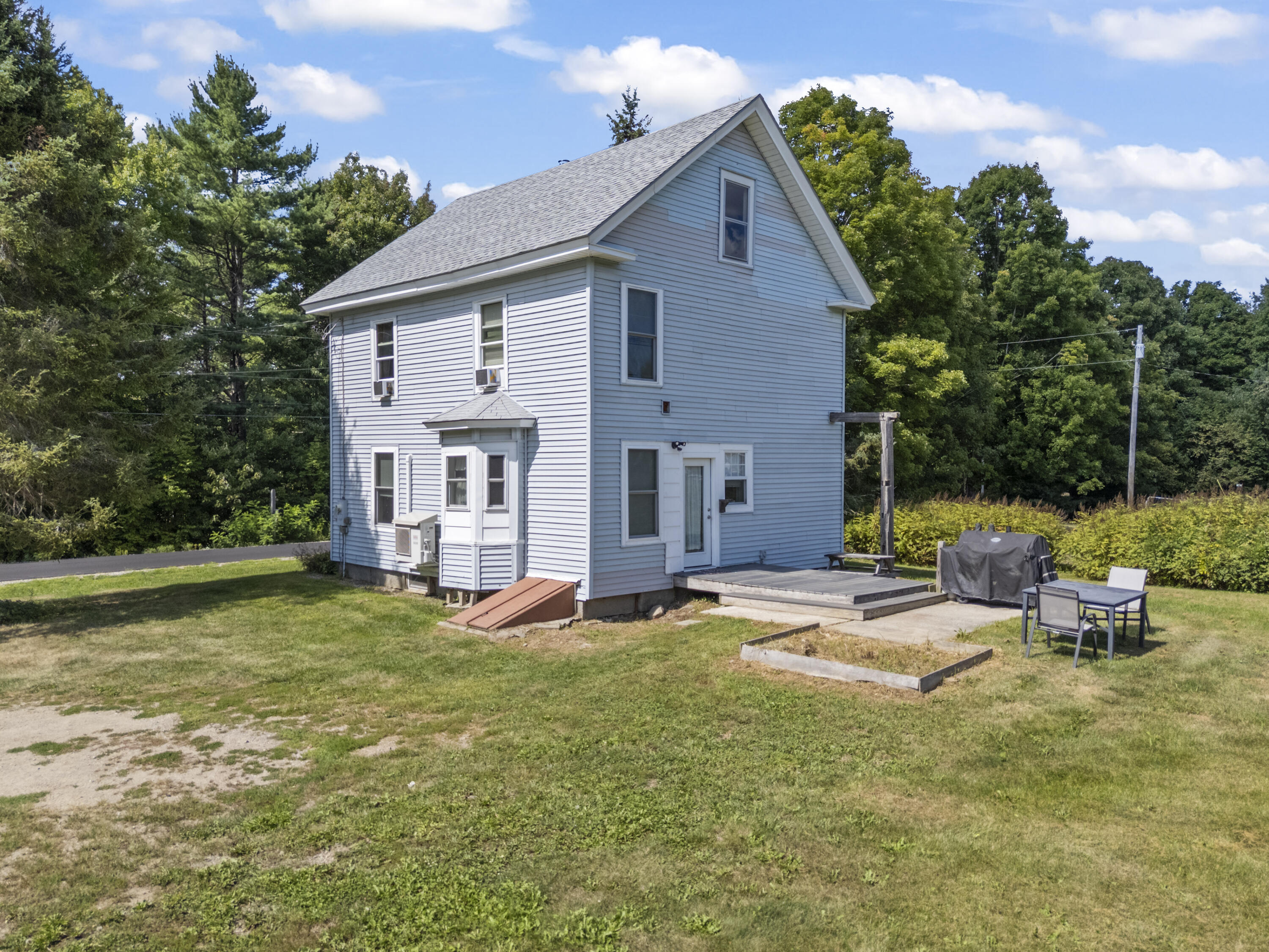 main property photo 41
