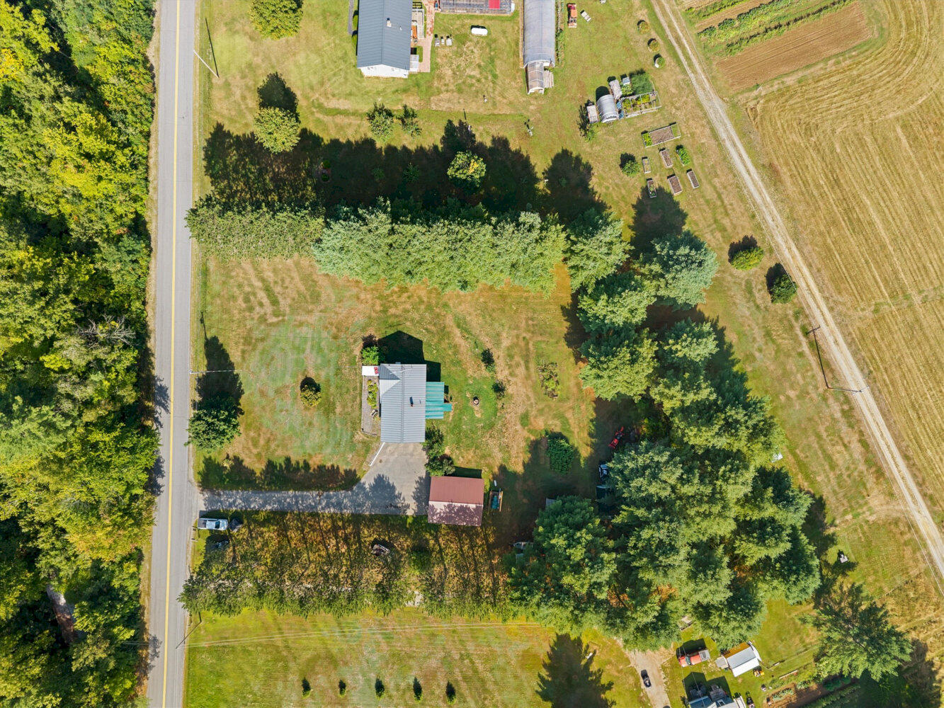 main property photo 32