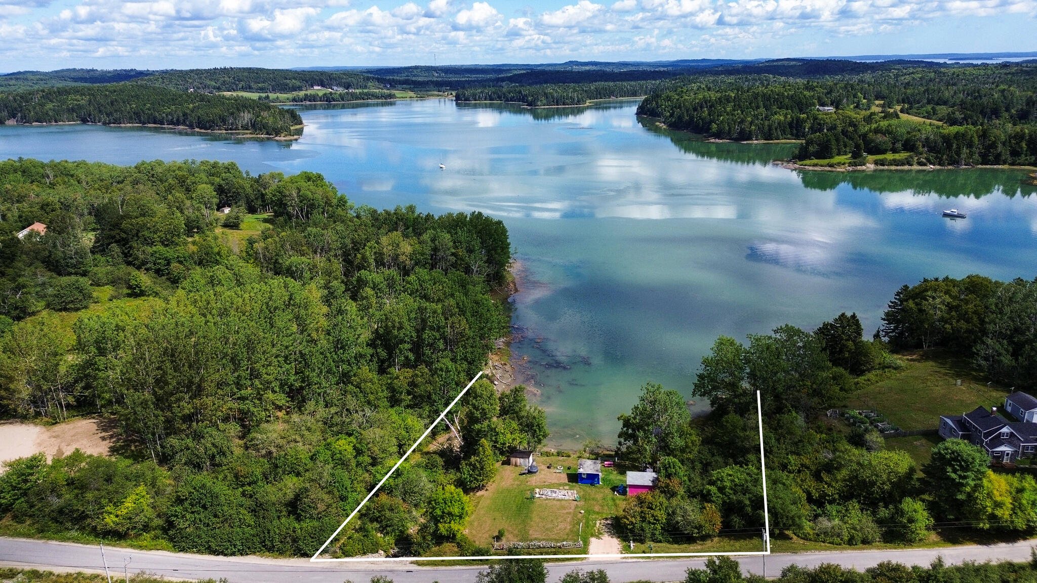 main property photo 36