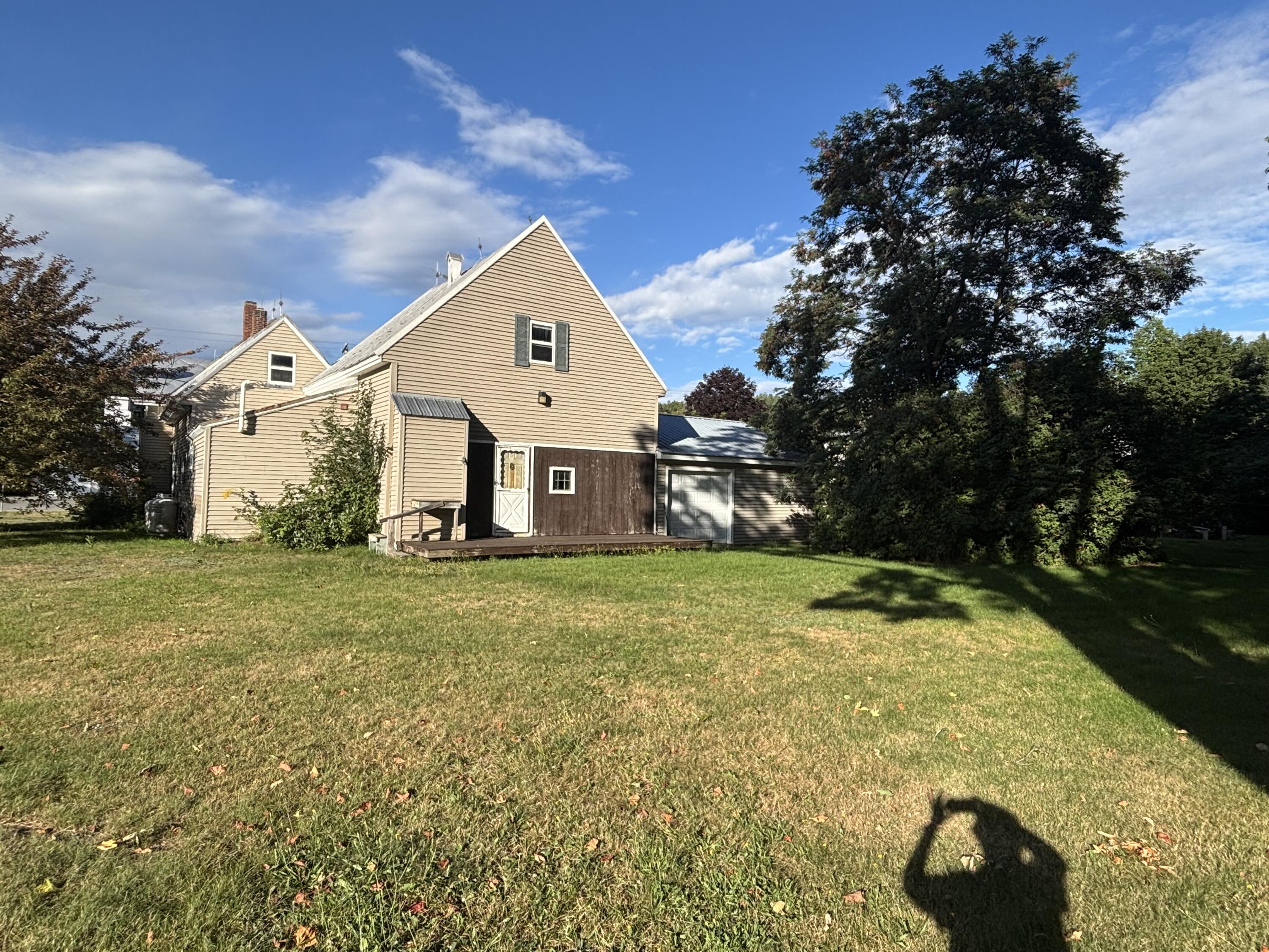 main property photo 30